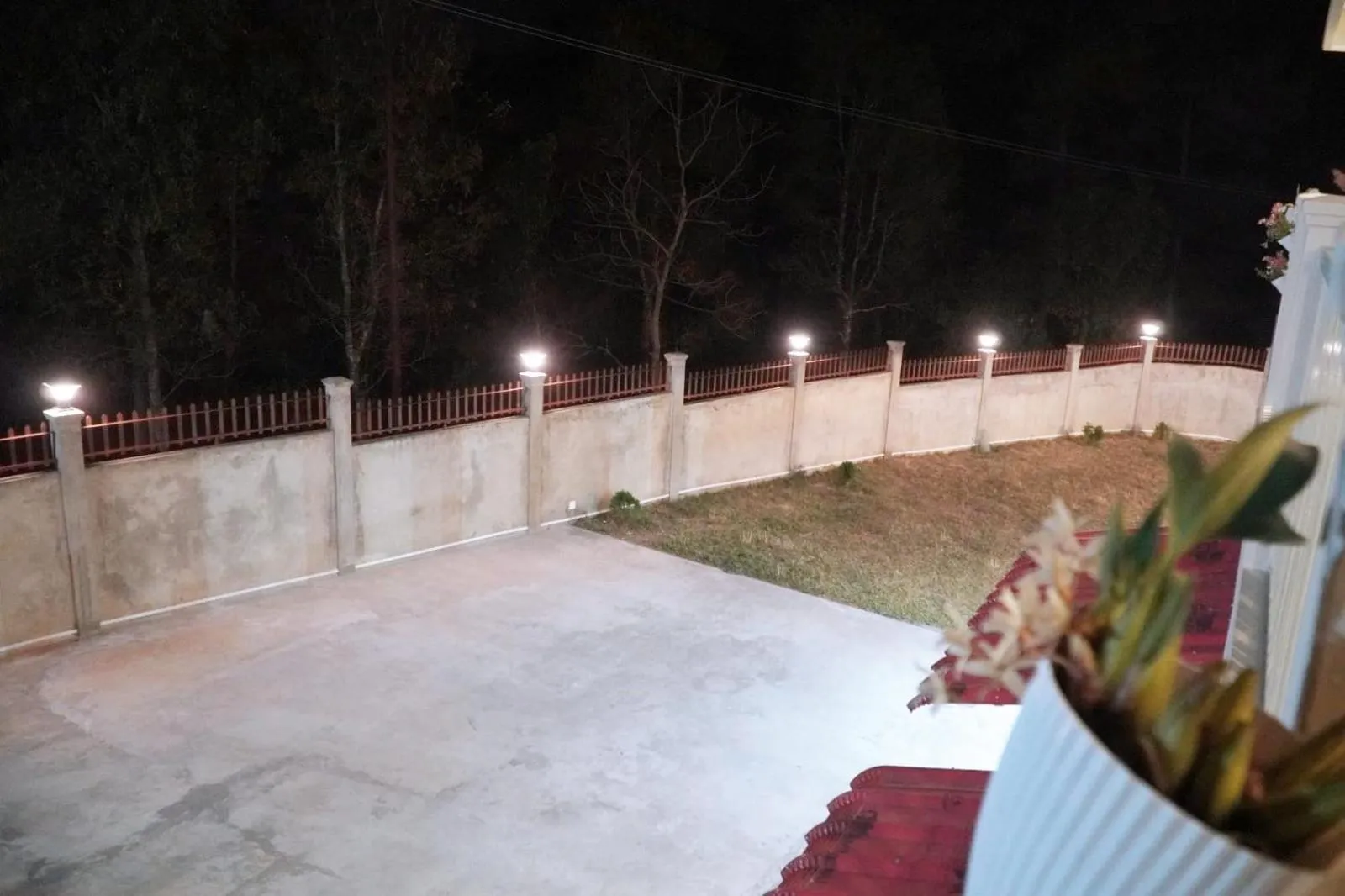 Property building in ROYALTY GLOBAL HOMESTAY