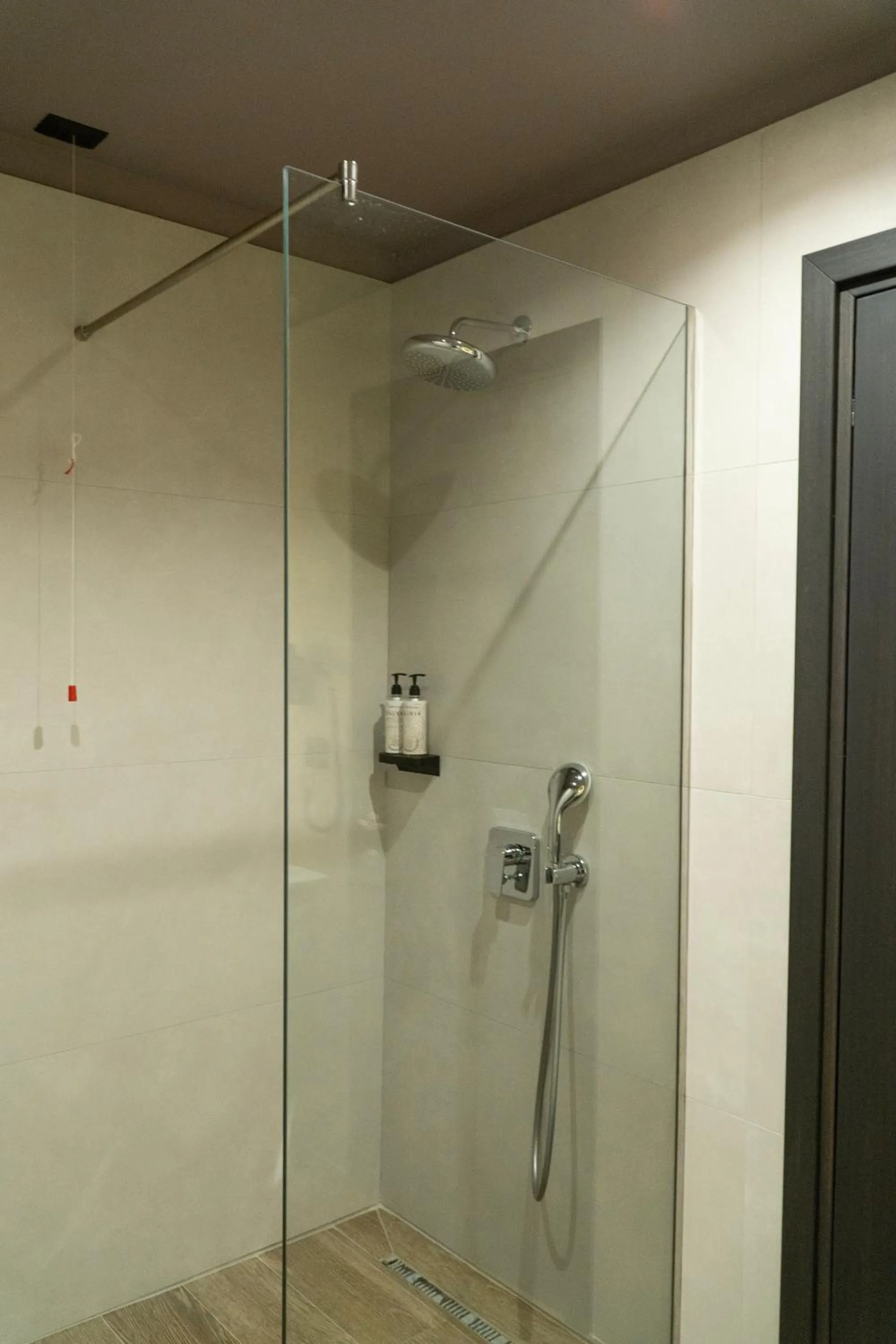 Twin Room with City View in Joelle Premium Hotel