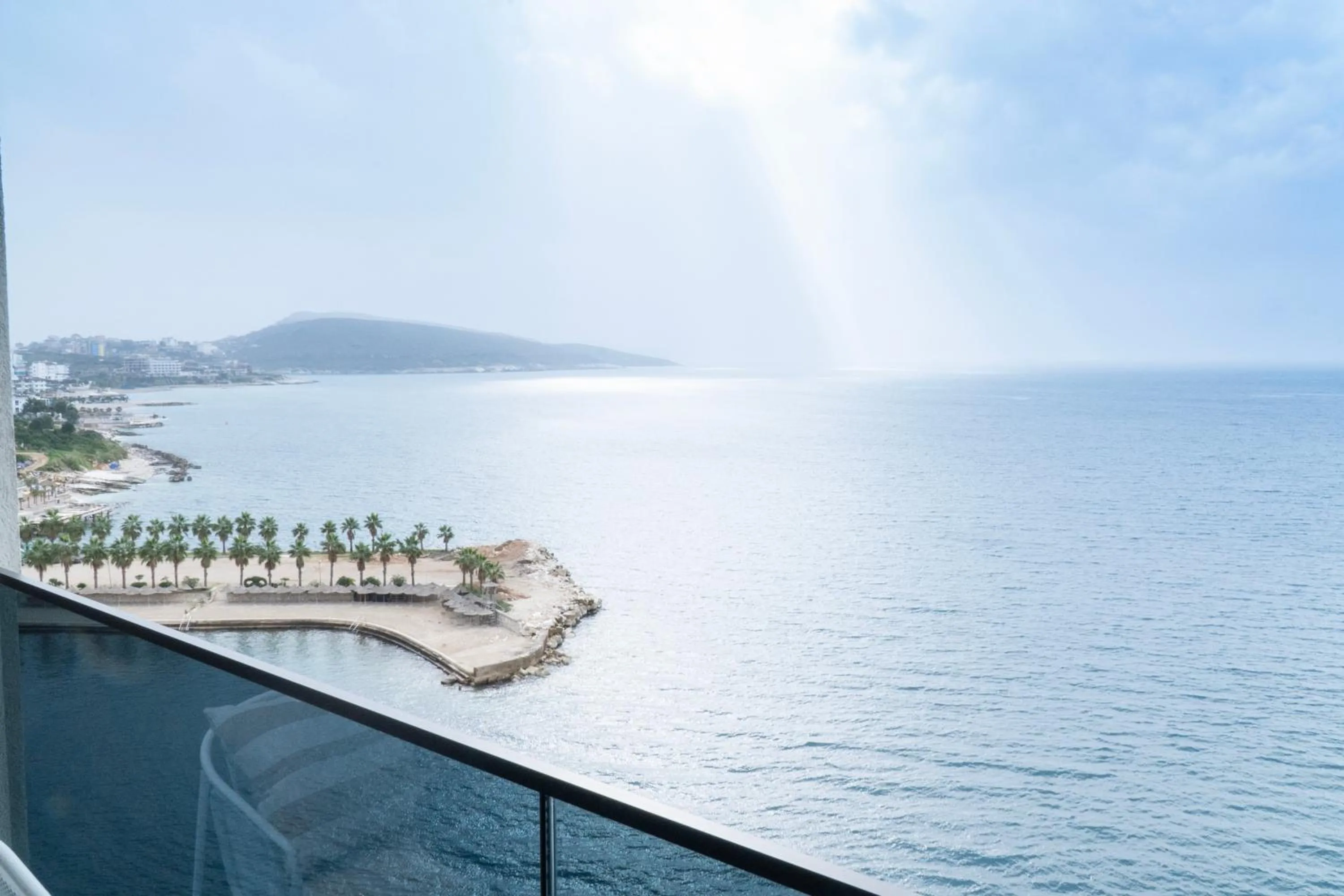 Joelle Premium Hotel