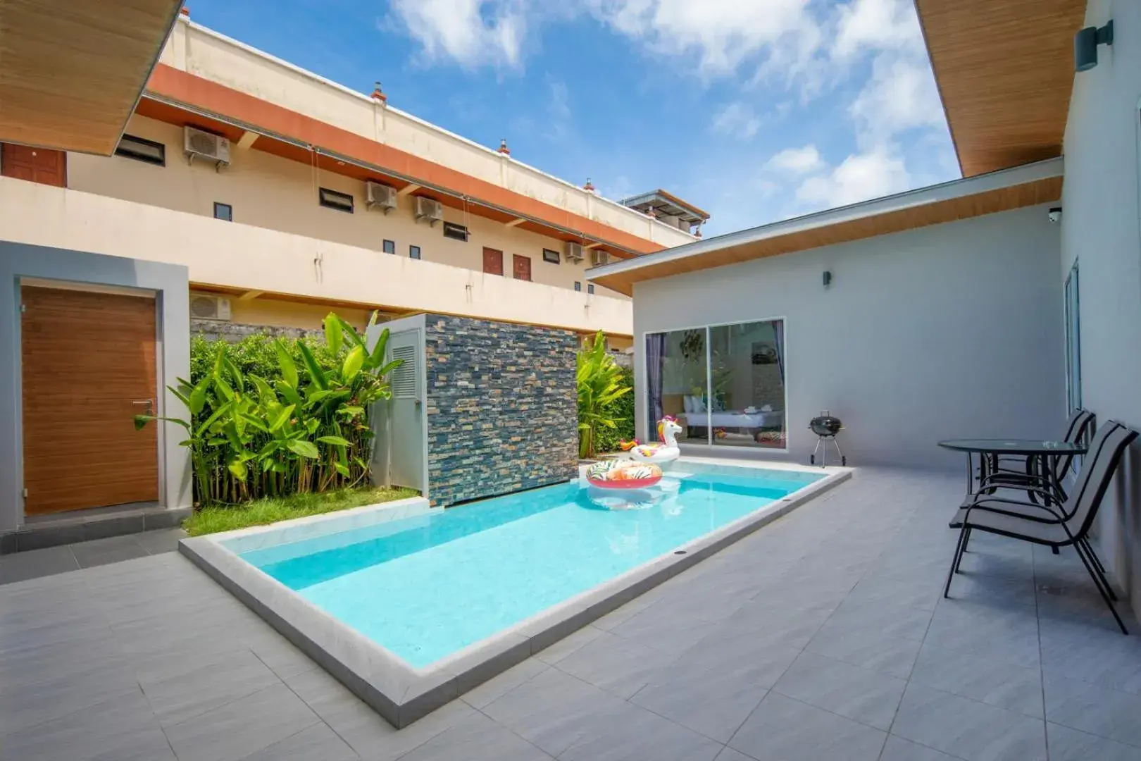 Three-Bedroom Villa in Sasi Pool Villa Phuket Three-Bedroom Villa in Sasi Pool Villa Phuket