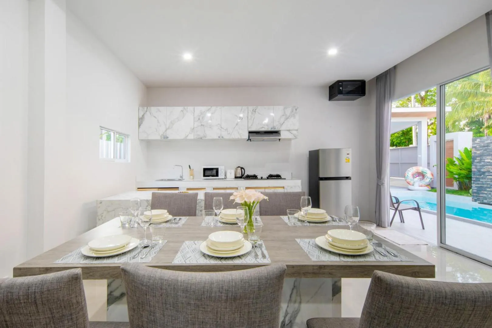 Kitchen or kitchenette in Sasi Pool Villa Phuket