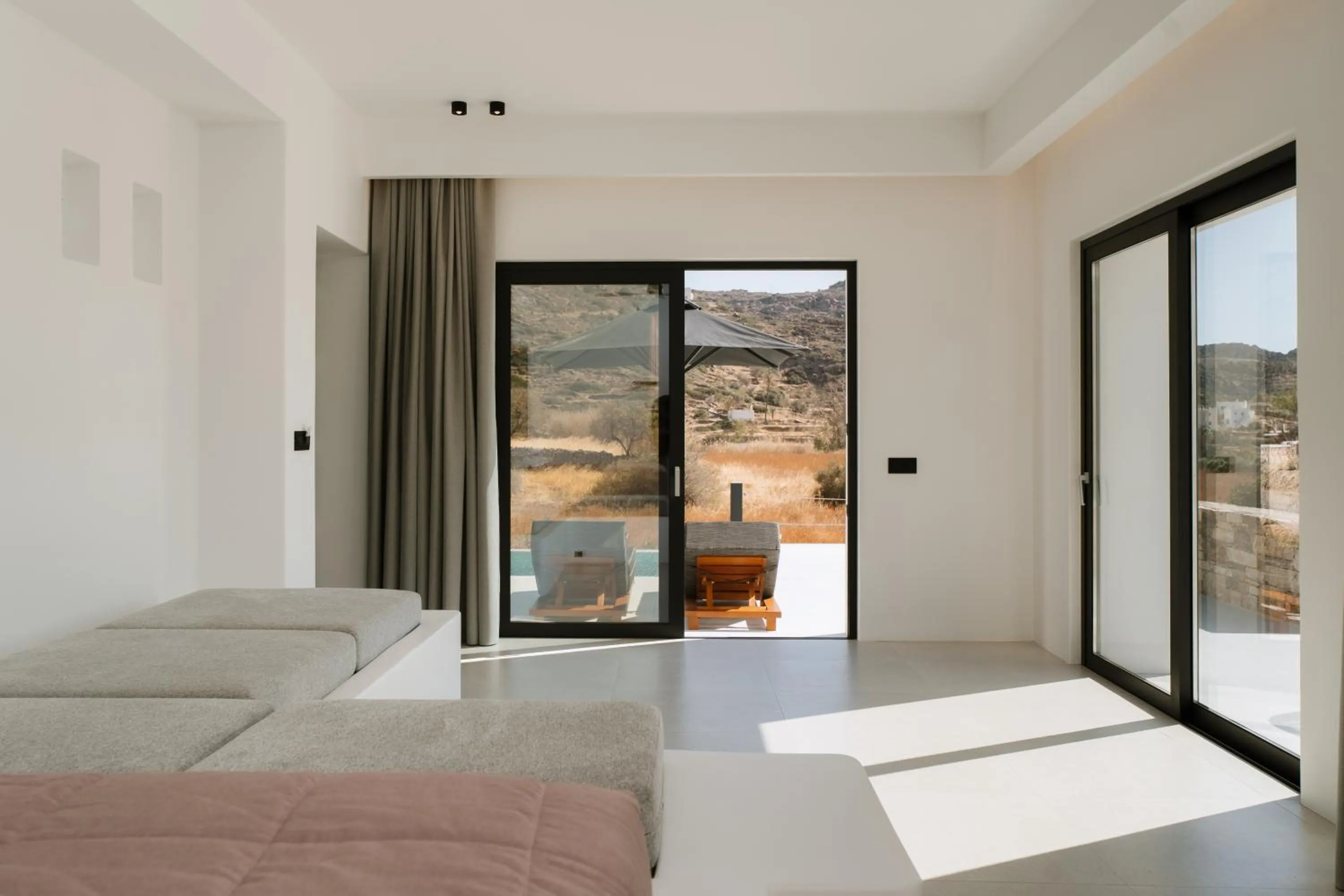 Bedroom, Bed in Ios Bliss