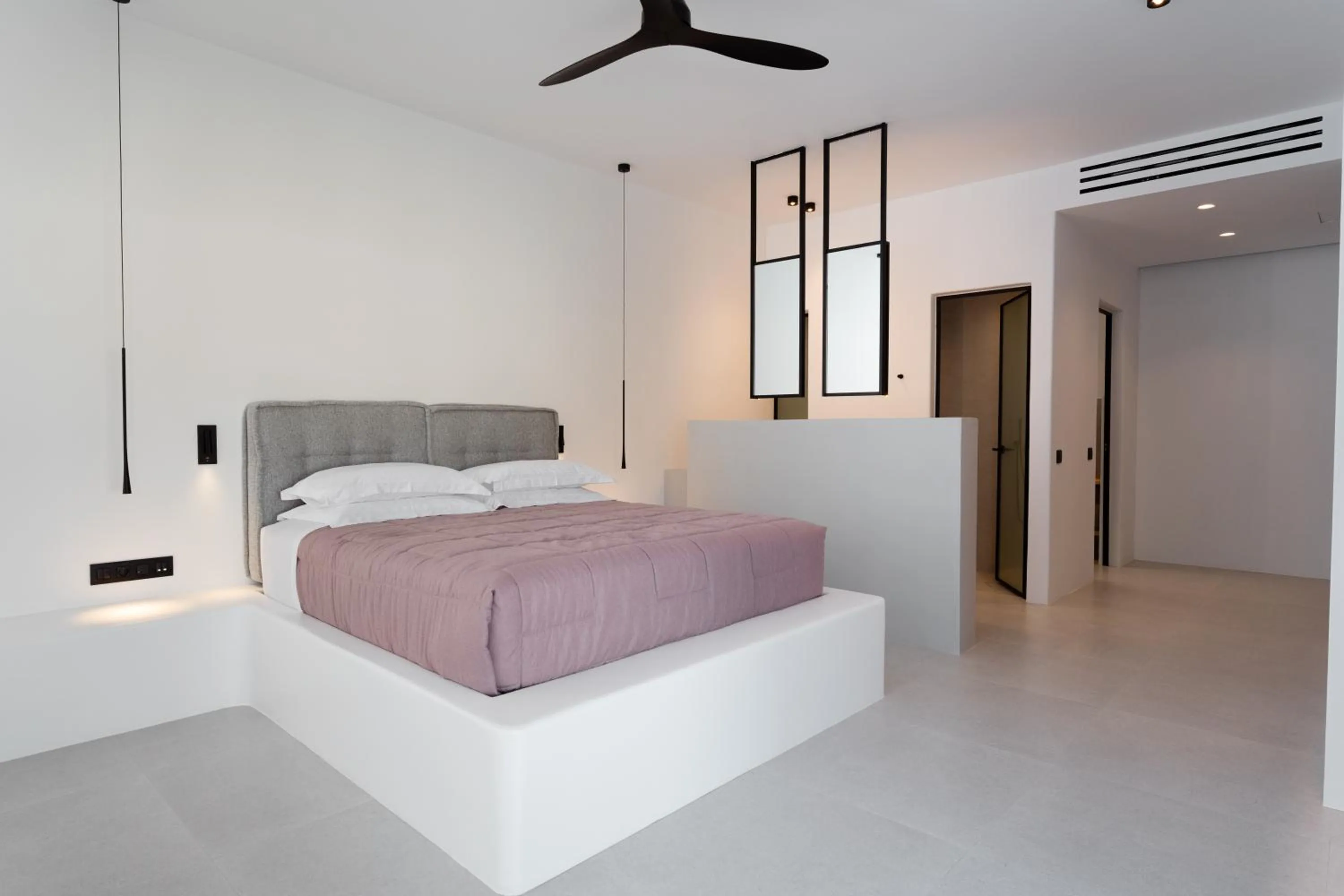 Bed in Ios Bliss