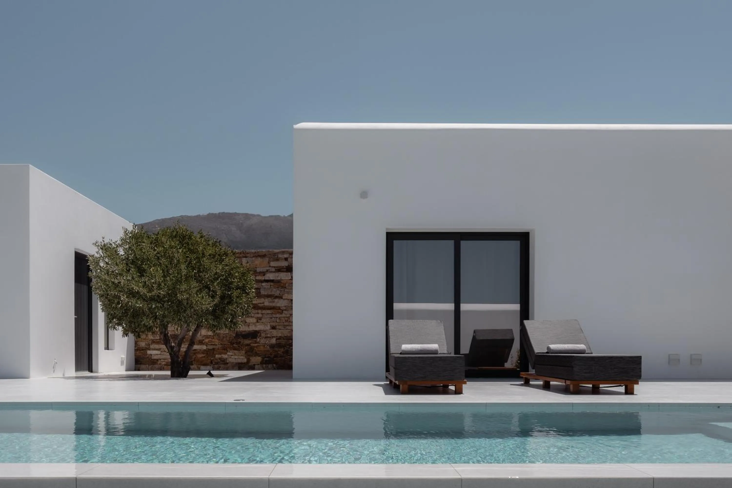 Swimming pool in Ios Bliss