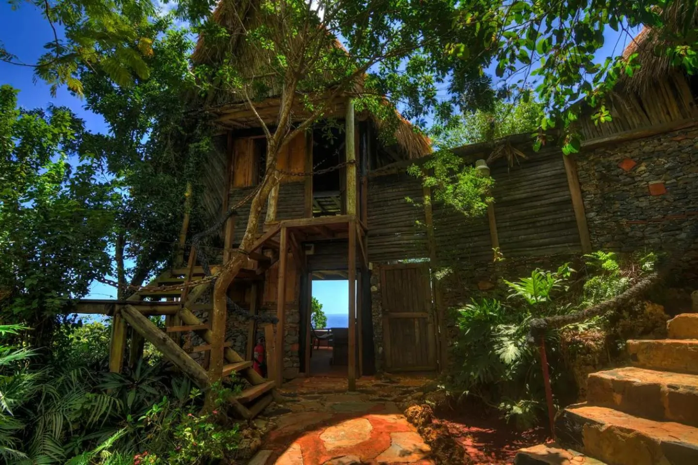 Property building in Casa El Paraiso, Eco Lodge