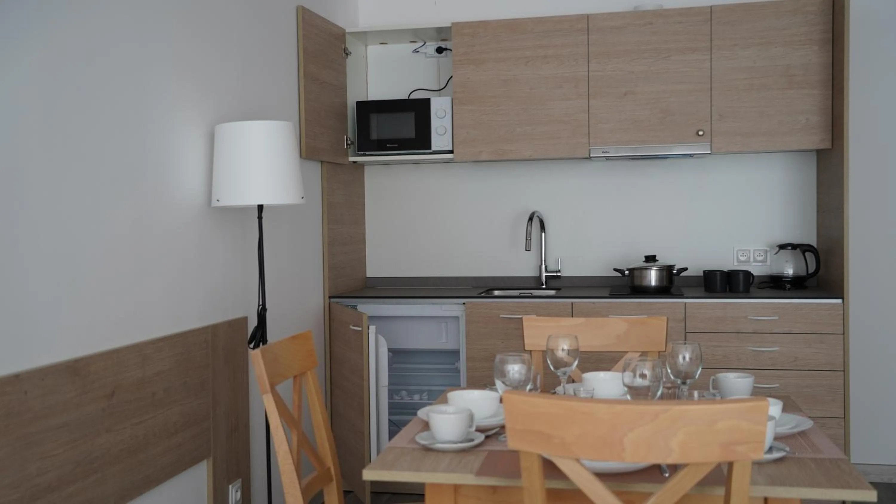 Coffee/tea facilities in Apartament Aparthotel Passage