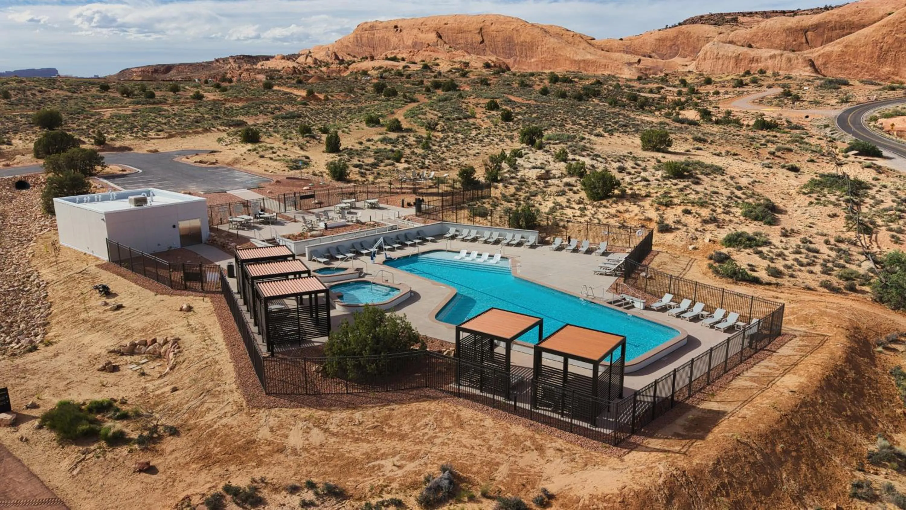 LIONSBACK RESORT