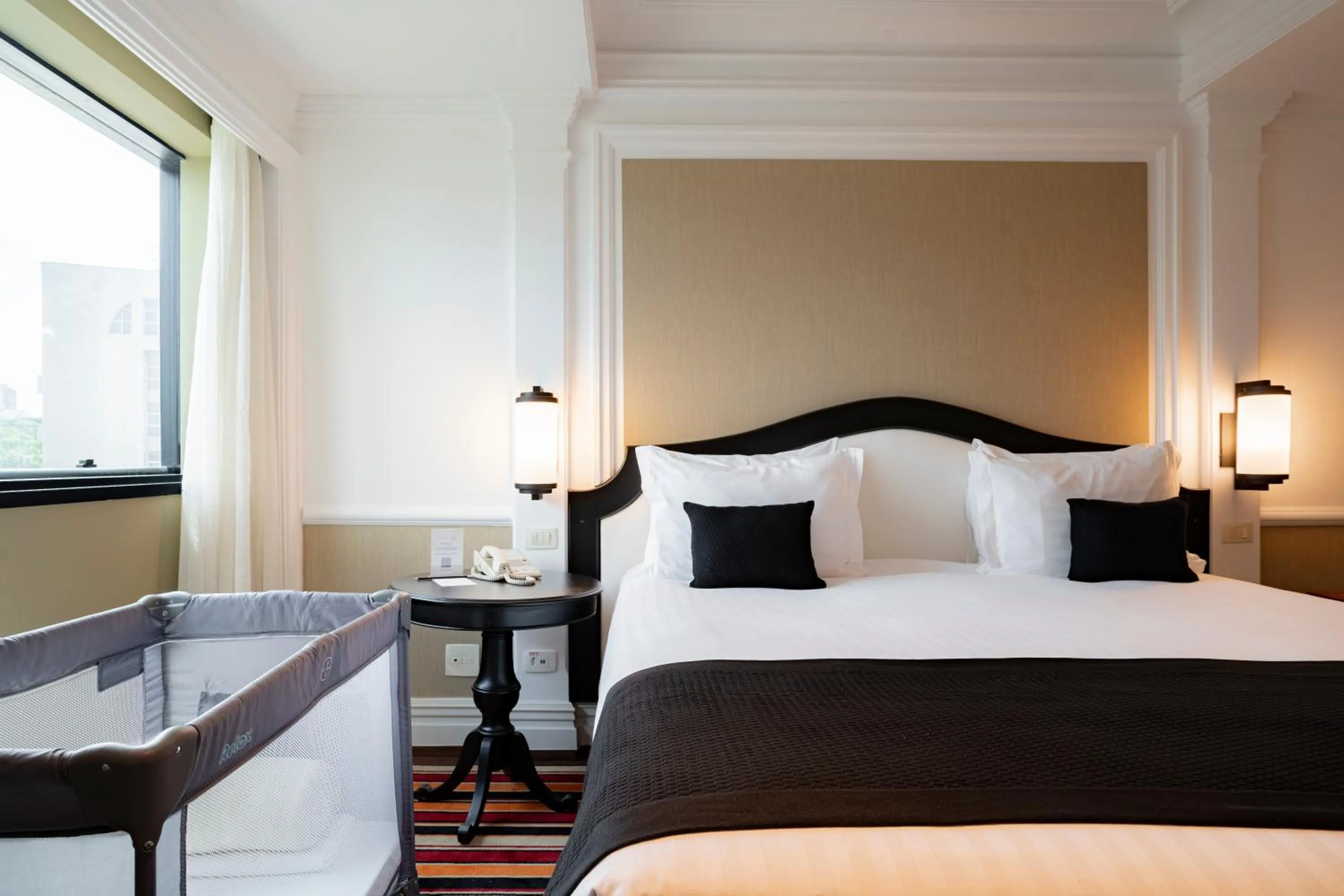 Bed in Grand Mercure Sao Paulo Ibirapuera