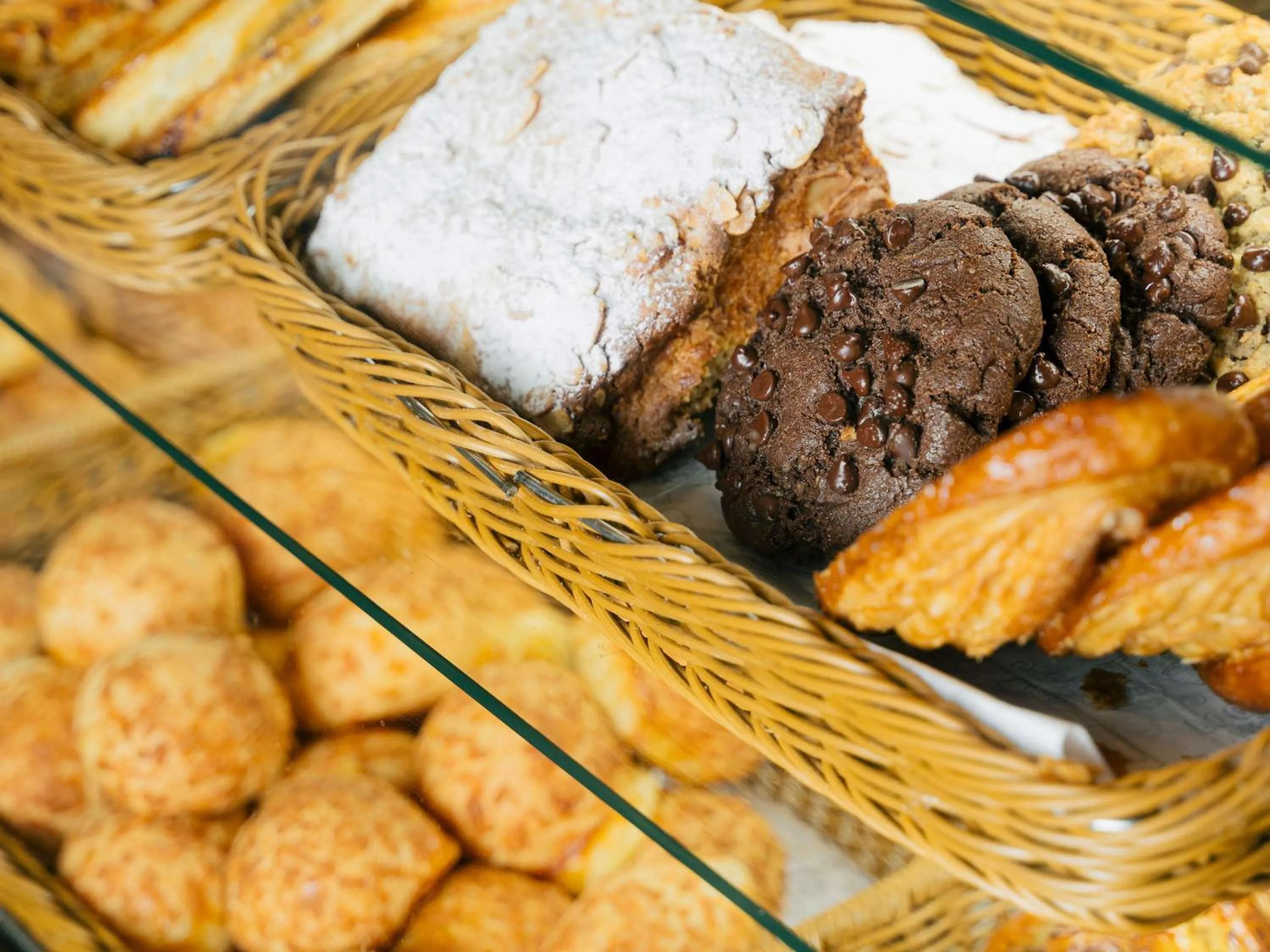 Restaurant/places to eat in Grand Mercure Sao Paulo Ibirapuera