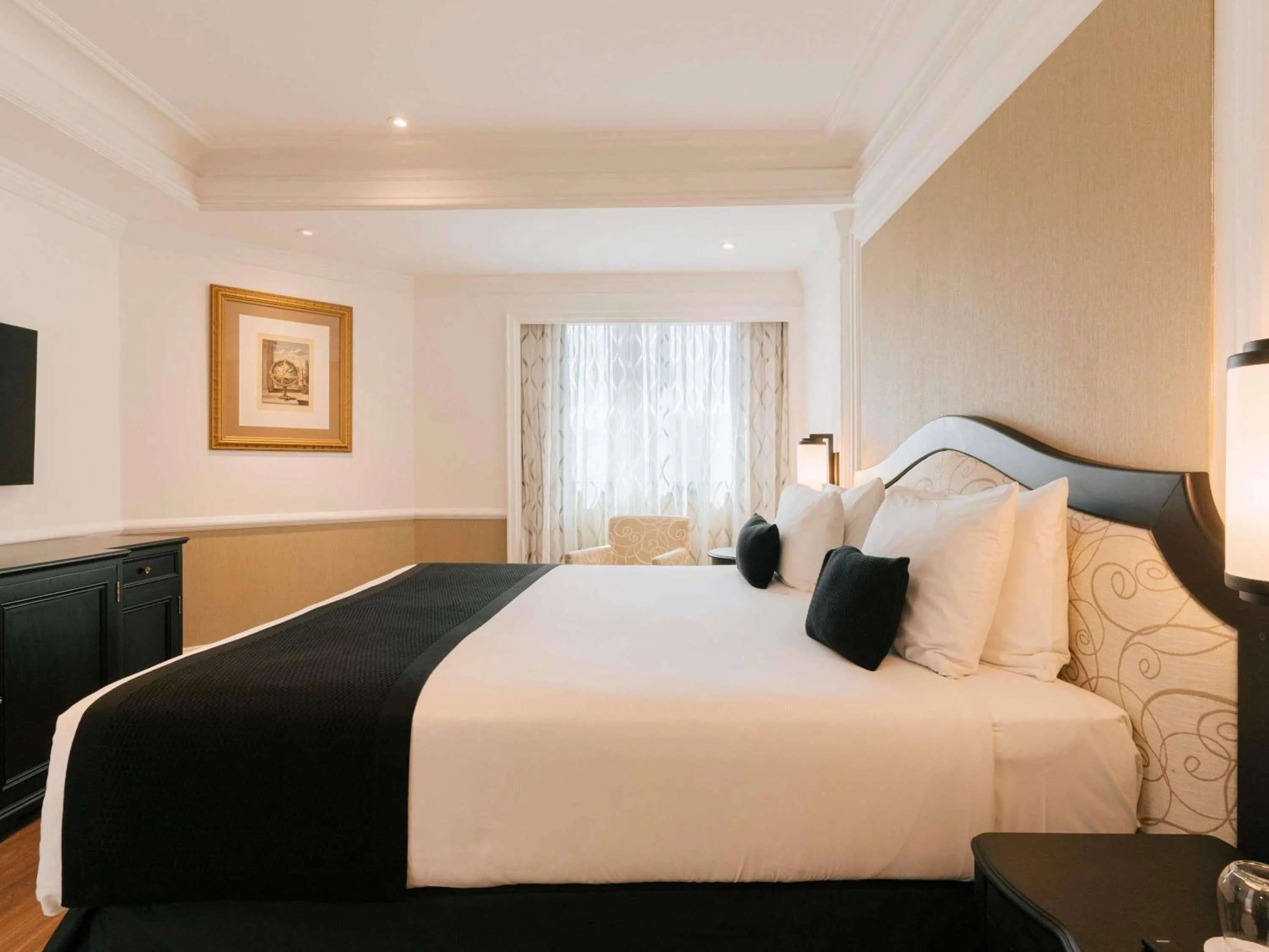 Bedroom, Bed in Grand Mercure Sao Paulo Ibirapuera