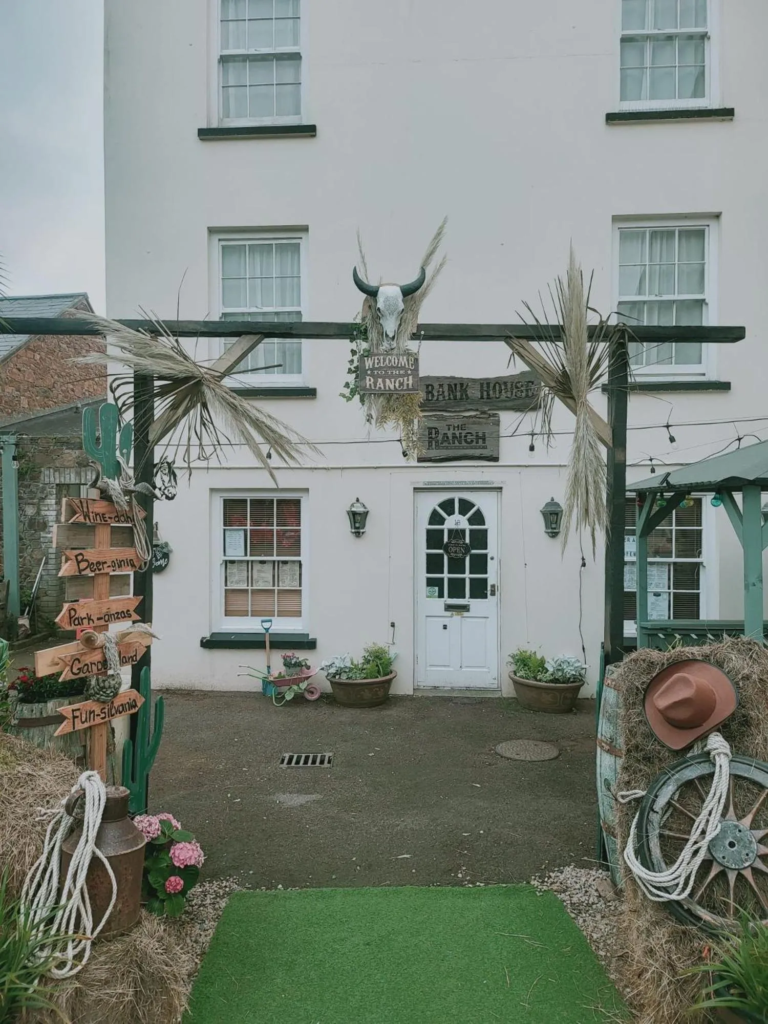 Property building in The Old Bank House Hotel