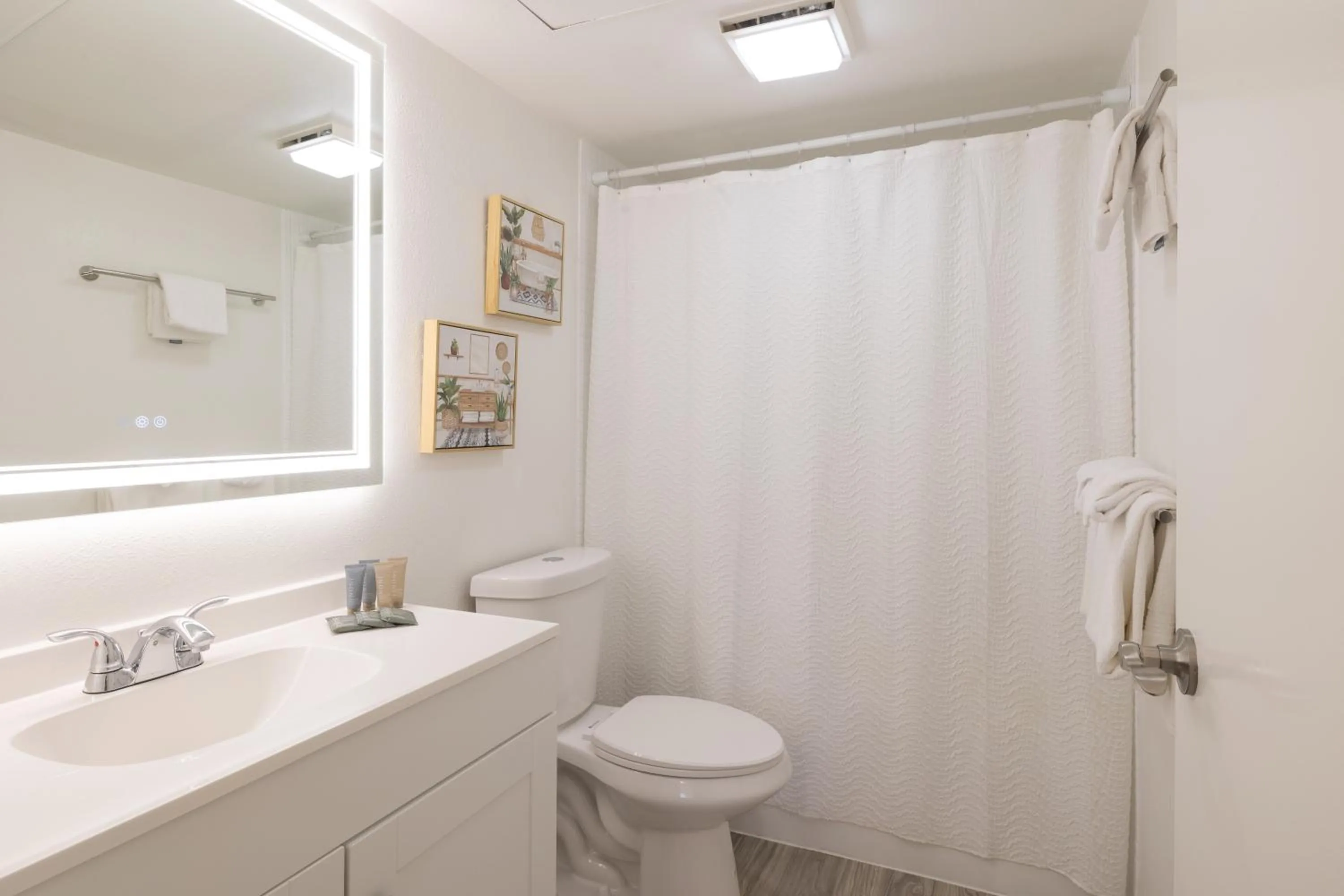 Bathroom in Bishop Suites at Executive Centre