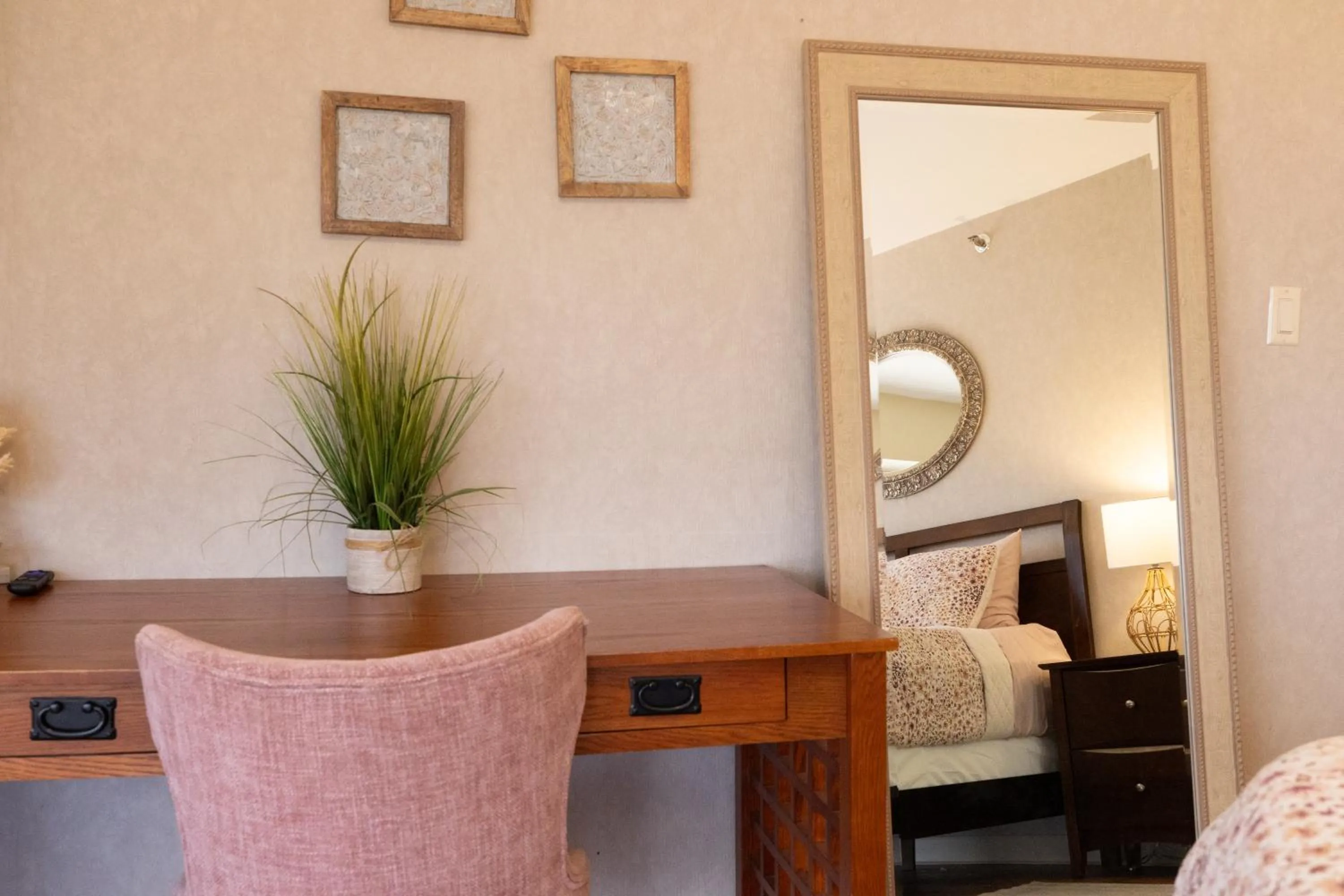 Other, Bed in Bishop Suites at Executive Centre