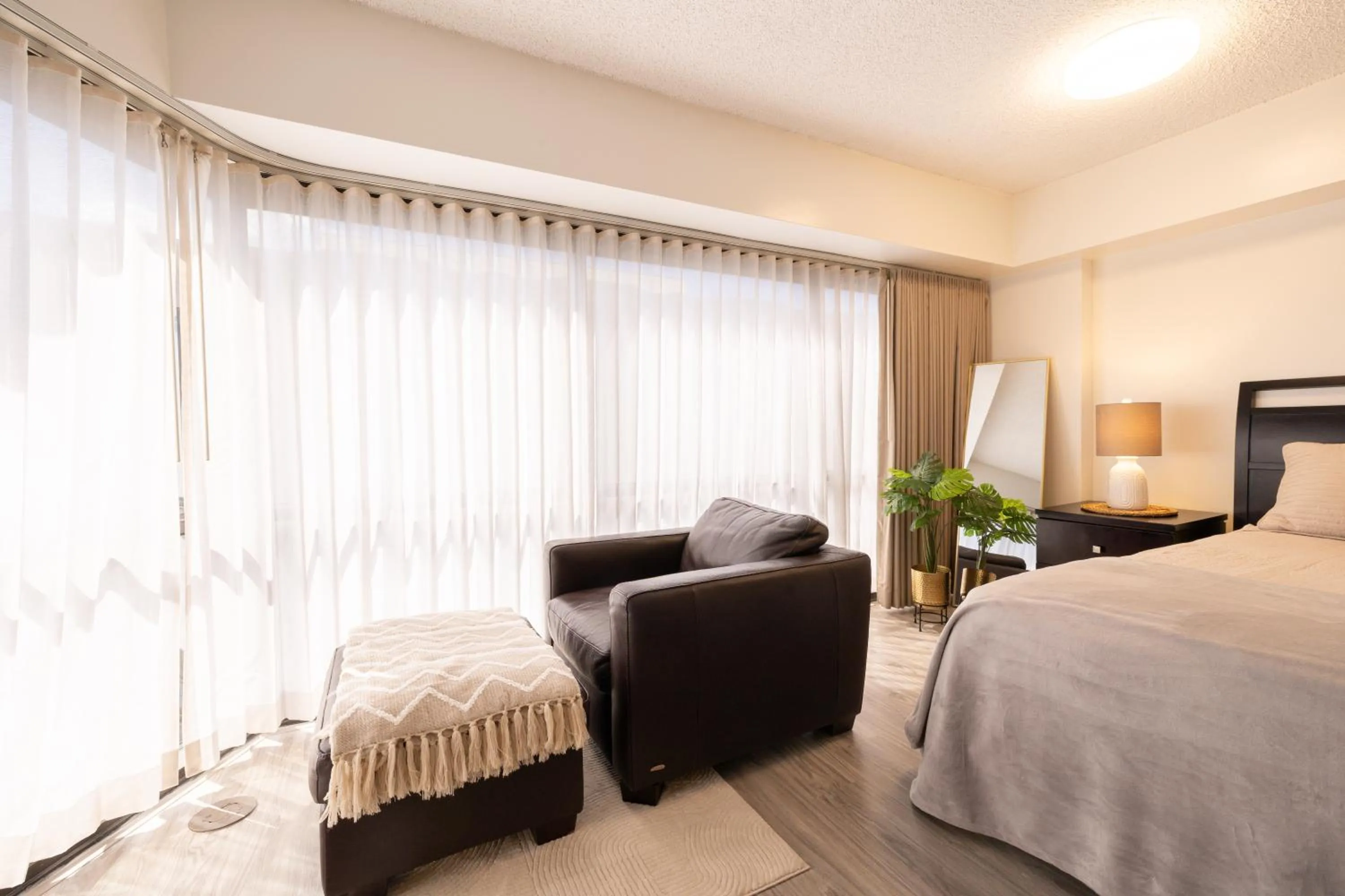 Bed in Bishop Suites at Executive Centre