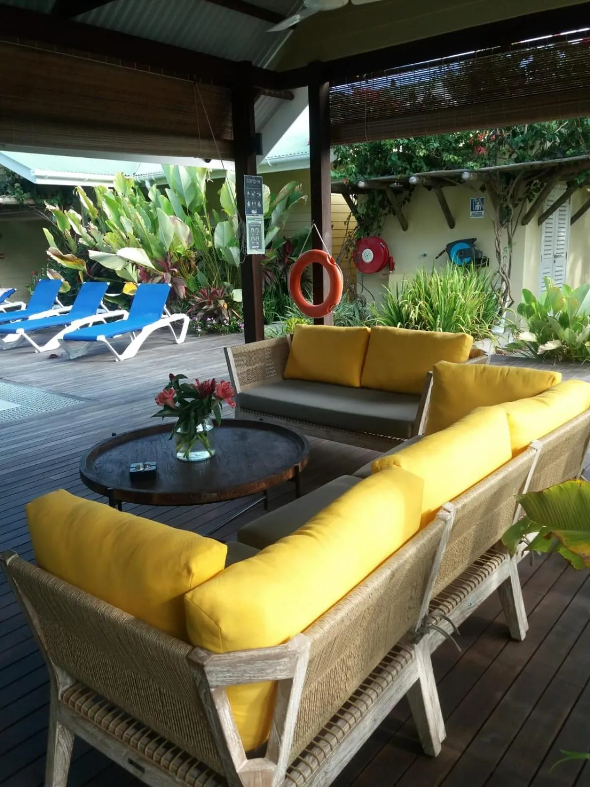 Property building in Residence Praslinoise