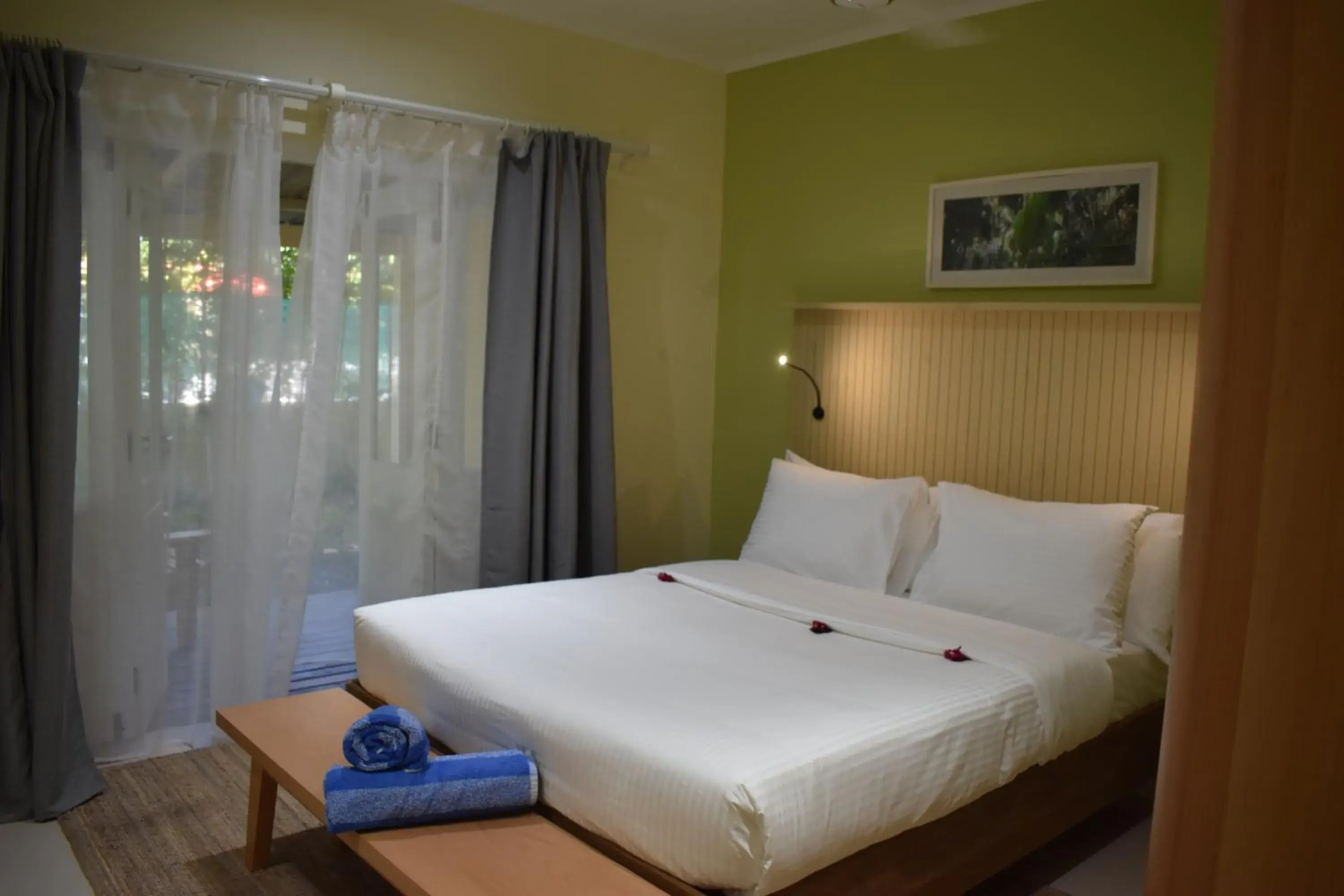 Two-Bedroom Apartment in Residence Praslinoise Two-Bedroom Apartment in Residence Praslinoise