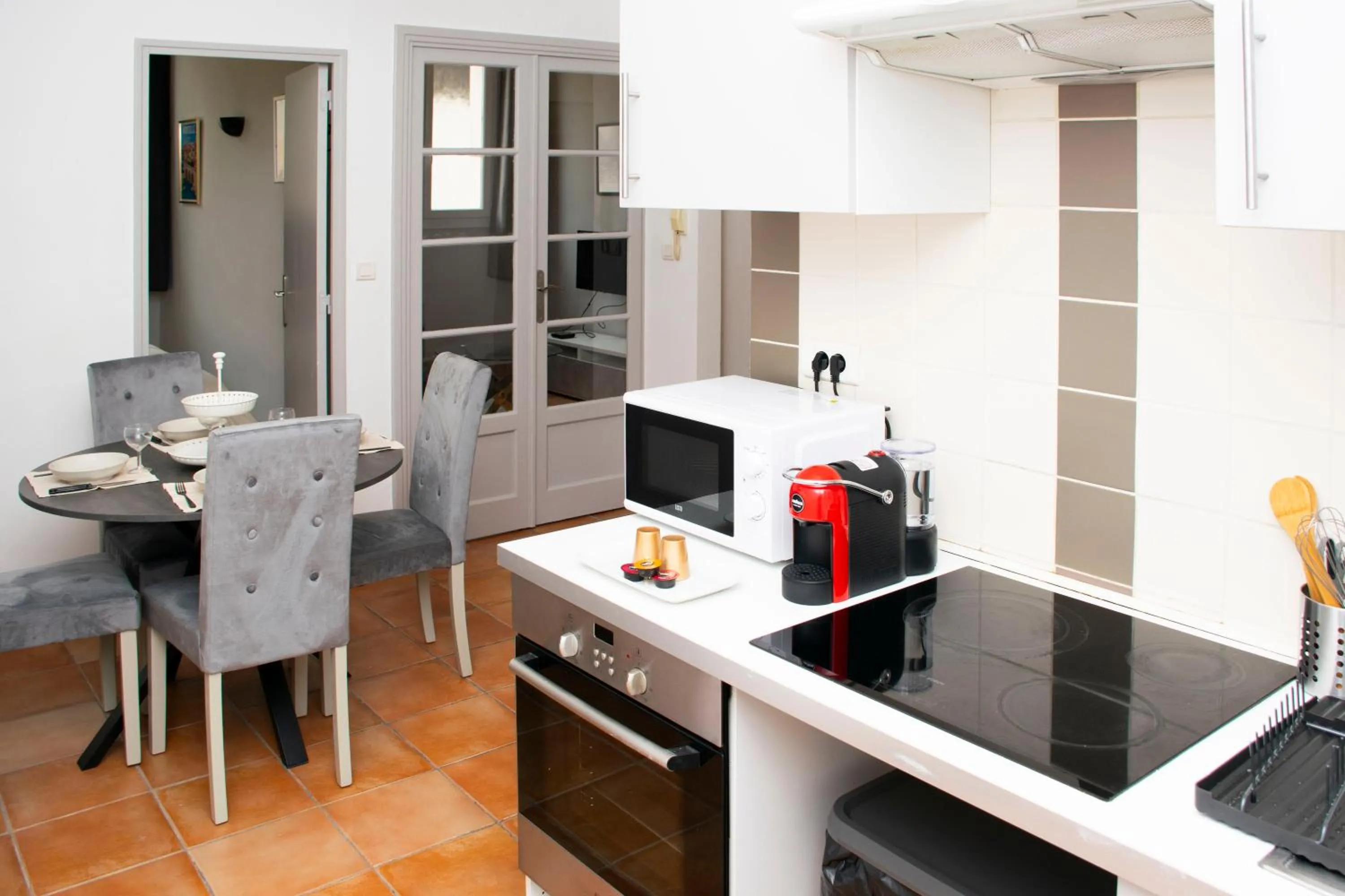 Dining area in Appartement au coeur du Vieux-Port