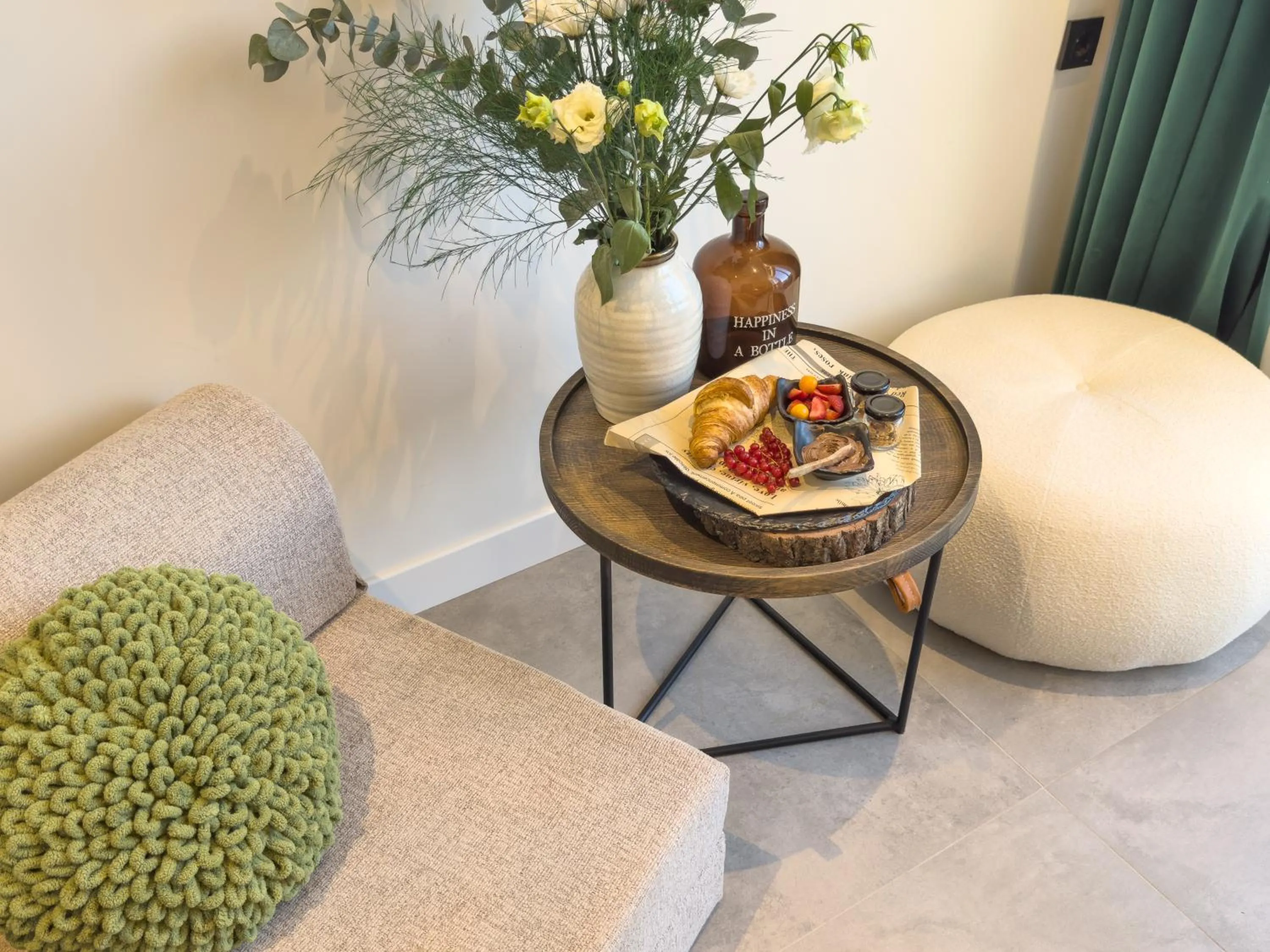 Photo of the whole room in Luff Living - Adult Only 12 Plus