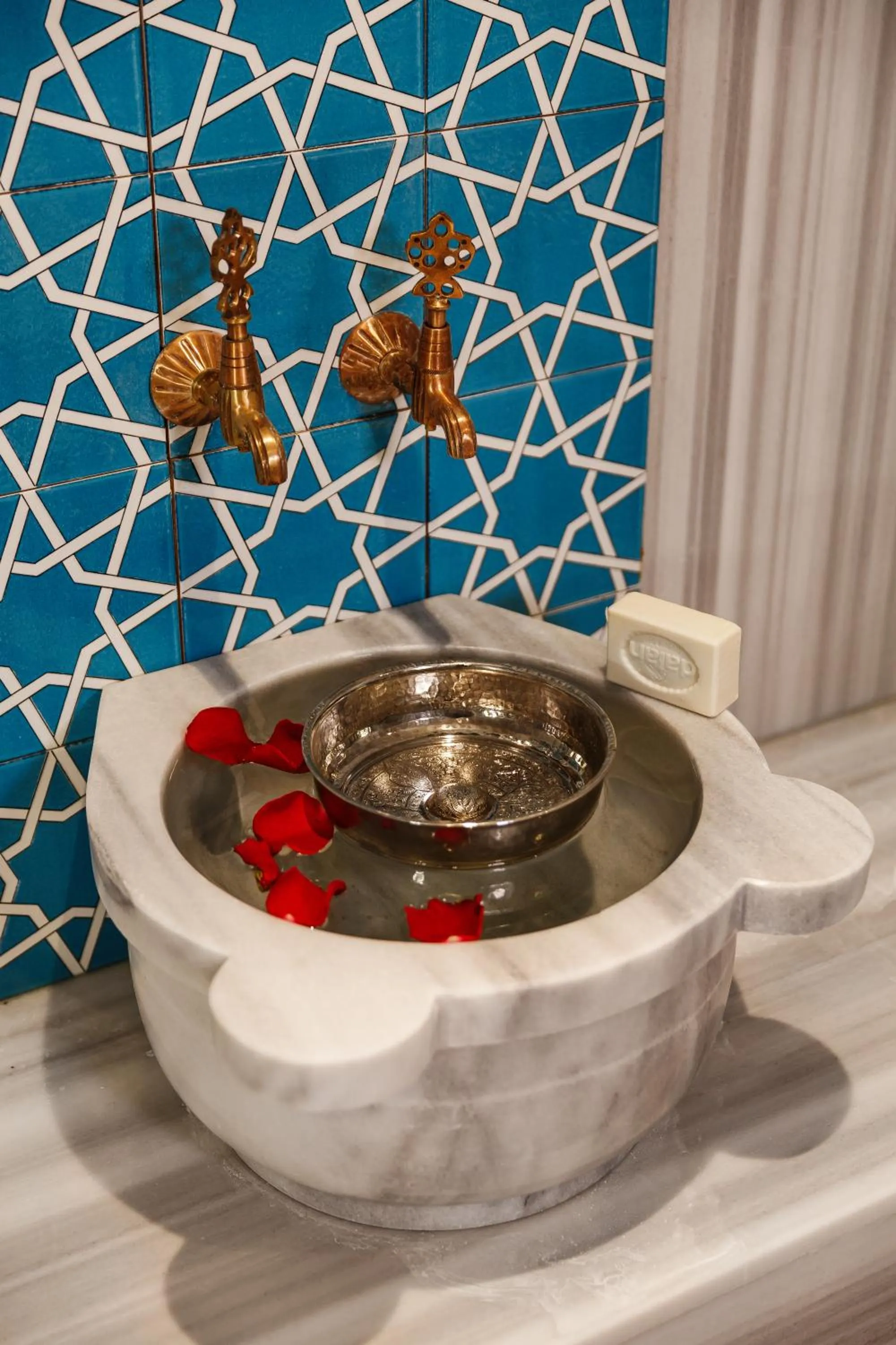 Public Bath in Luff Living - Adult Only 12 Plus