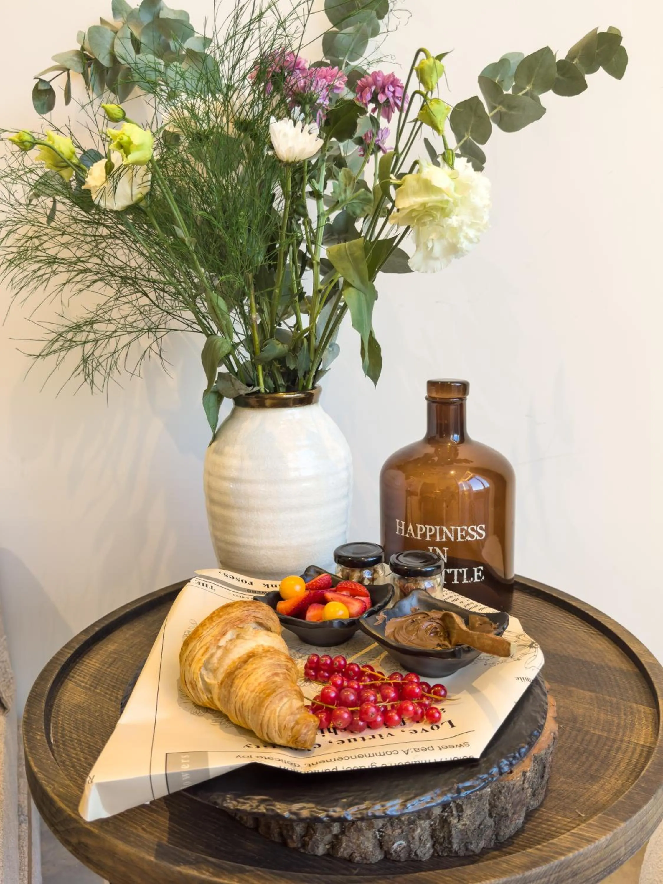 Photo of the whole room in Luff Living - Adult Only 12 Plus