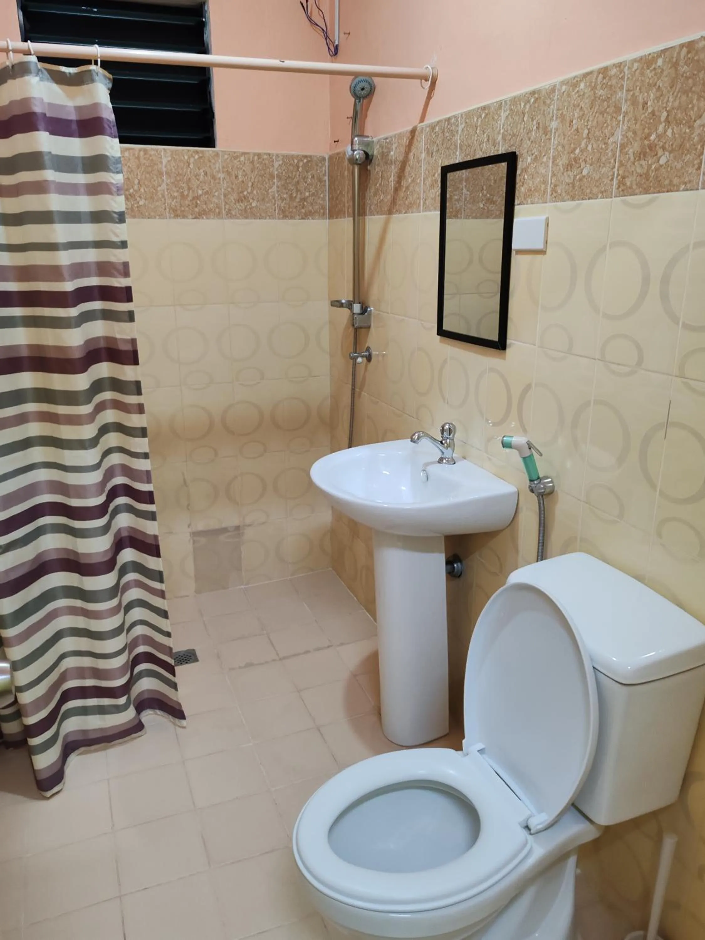 TGH Guest House Badian