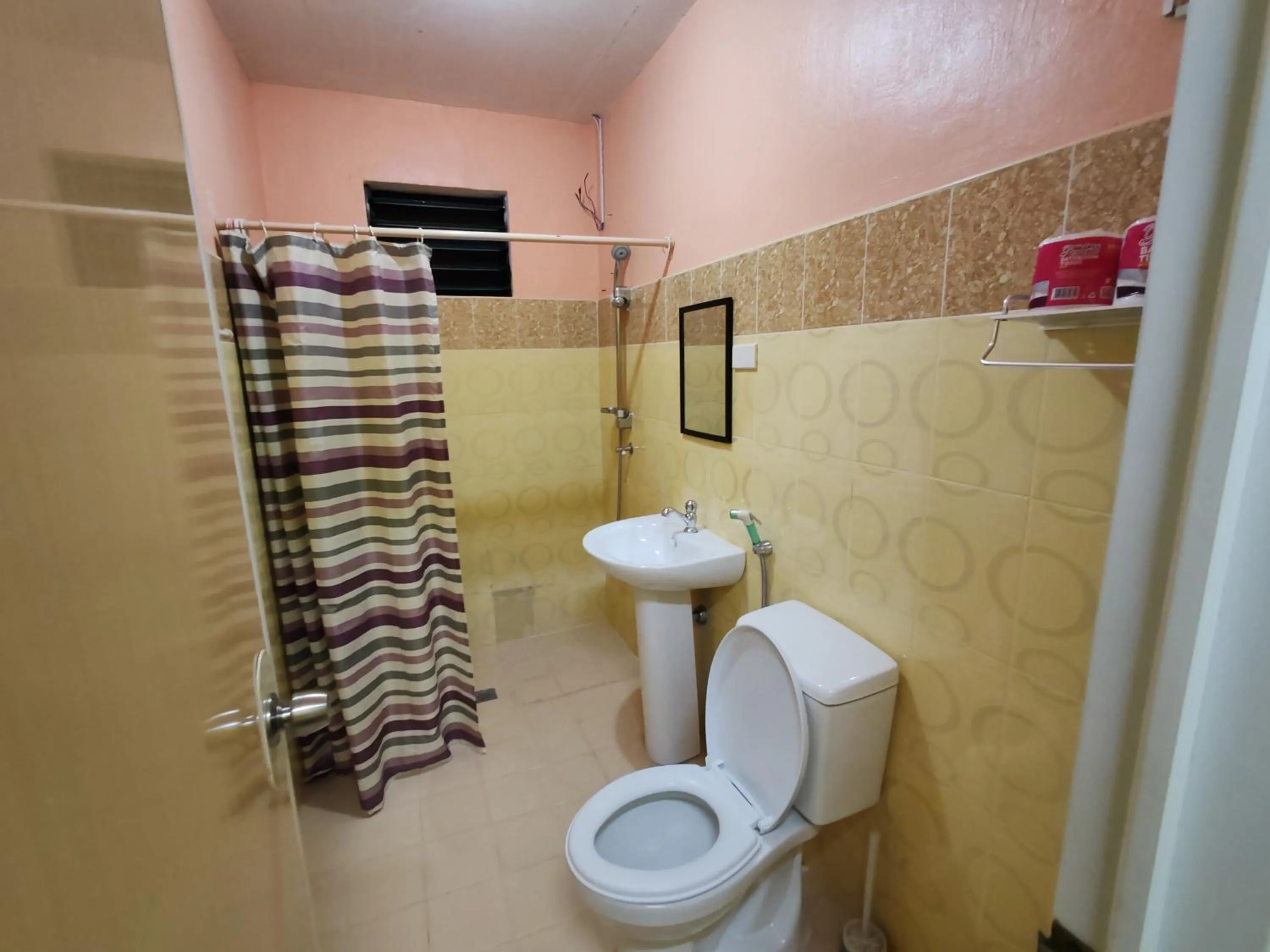 TGH Guest House Badian