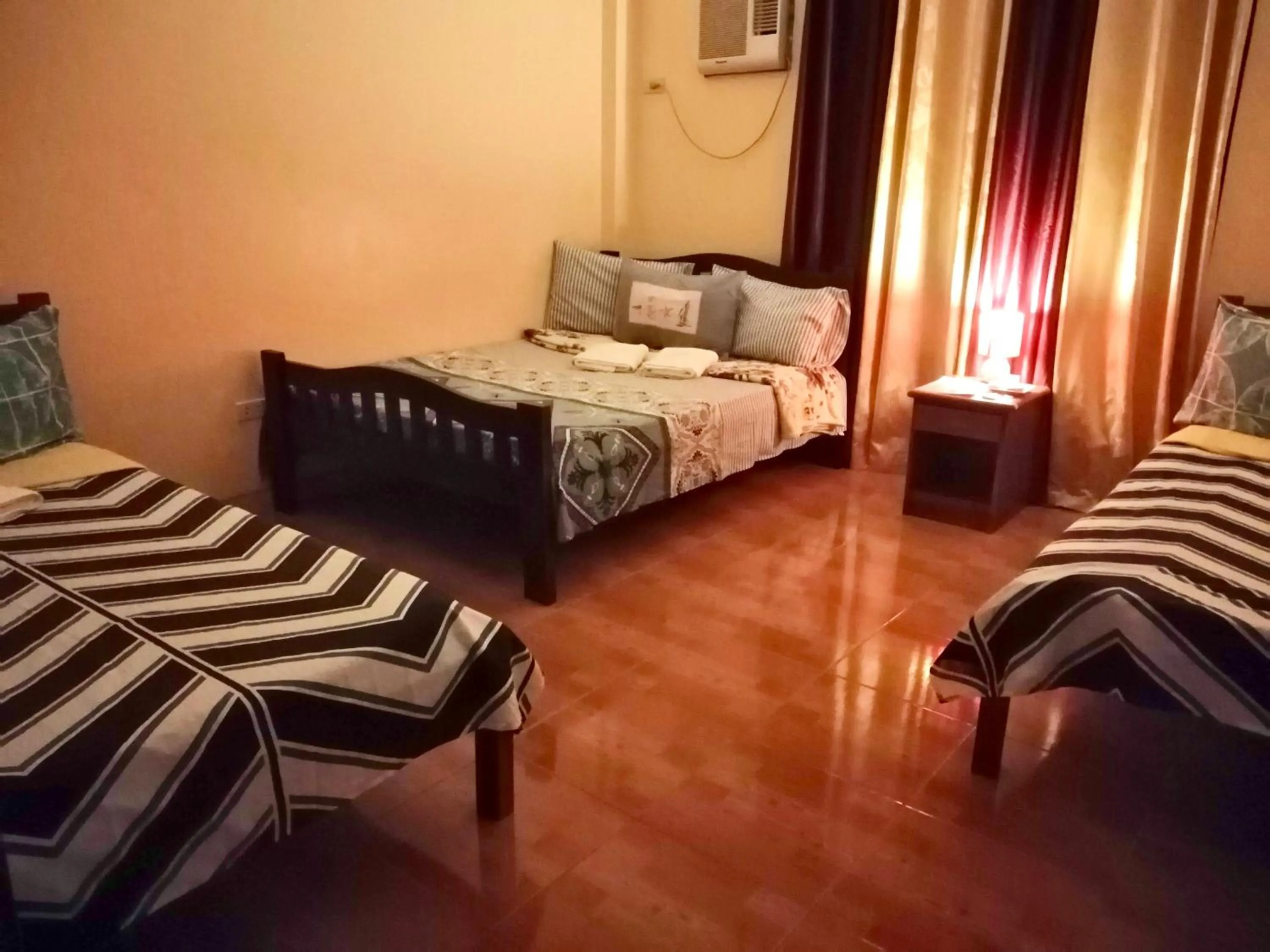 Photo of the whole room, Bed in TGH Guest House Badian