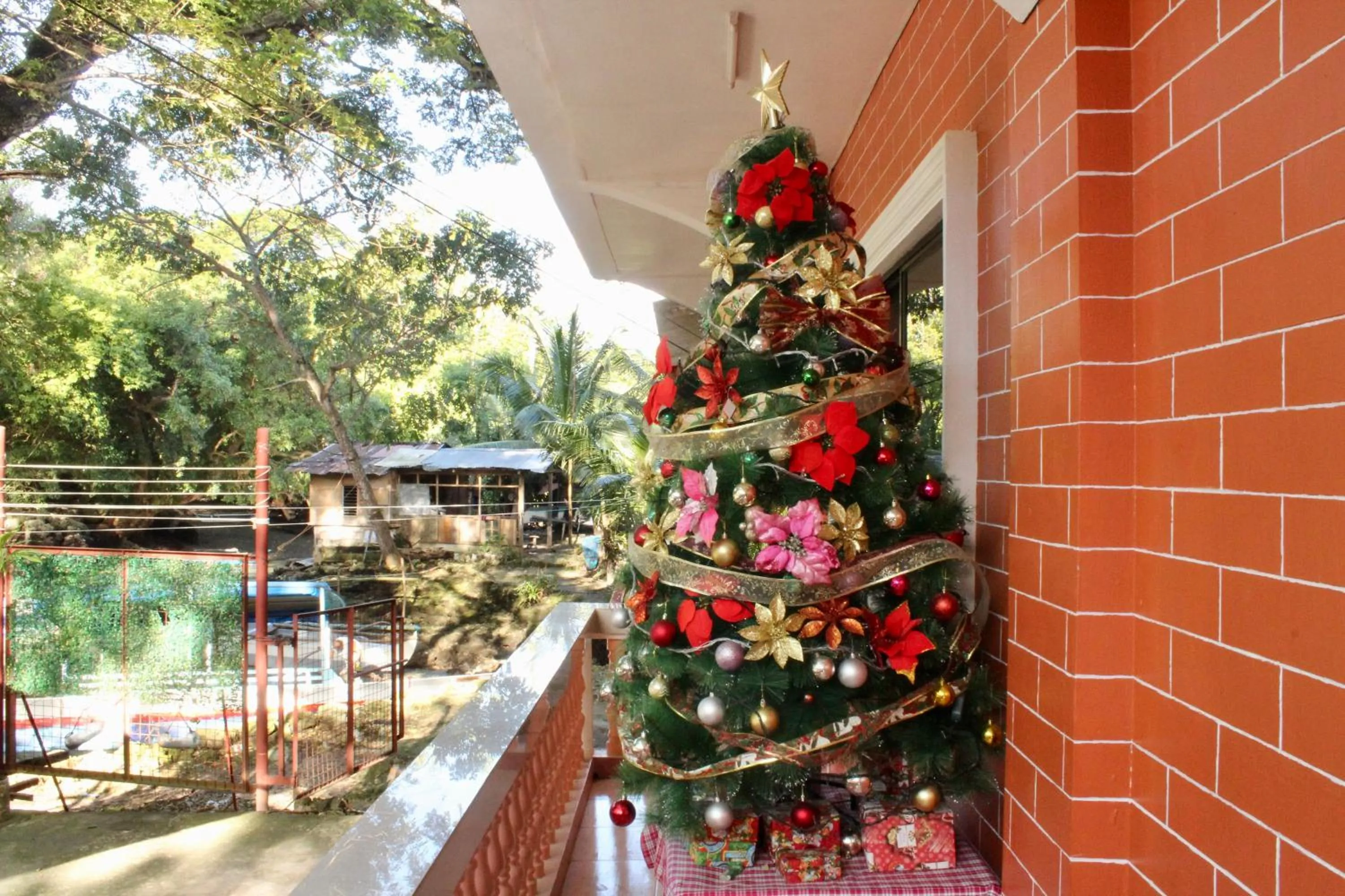 Day in TGH Guest House Badian