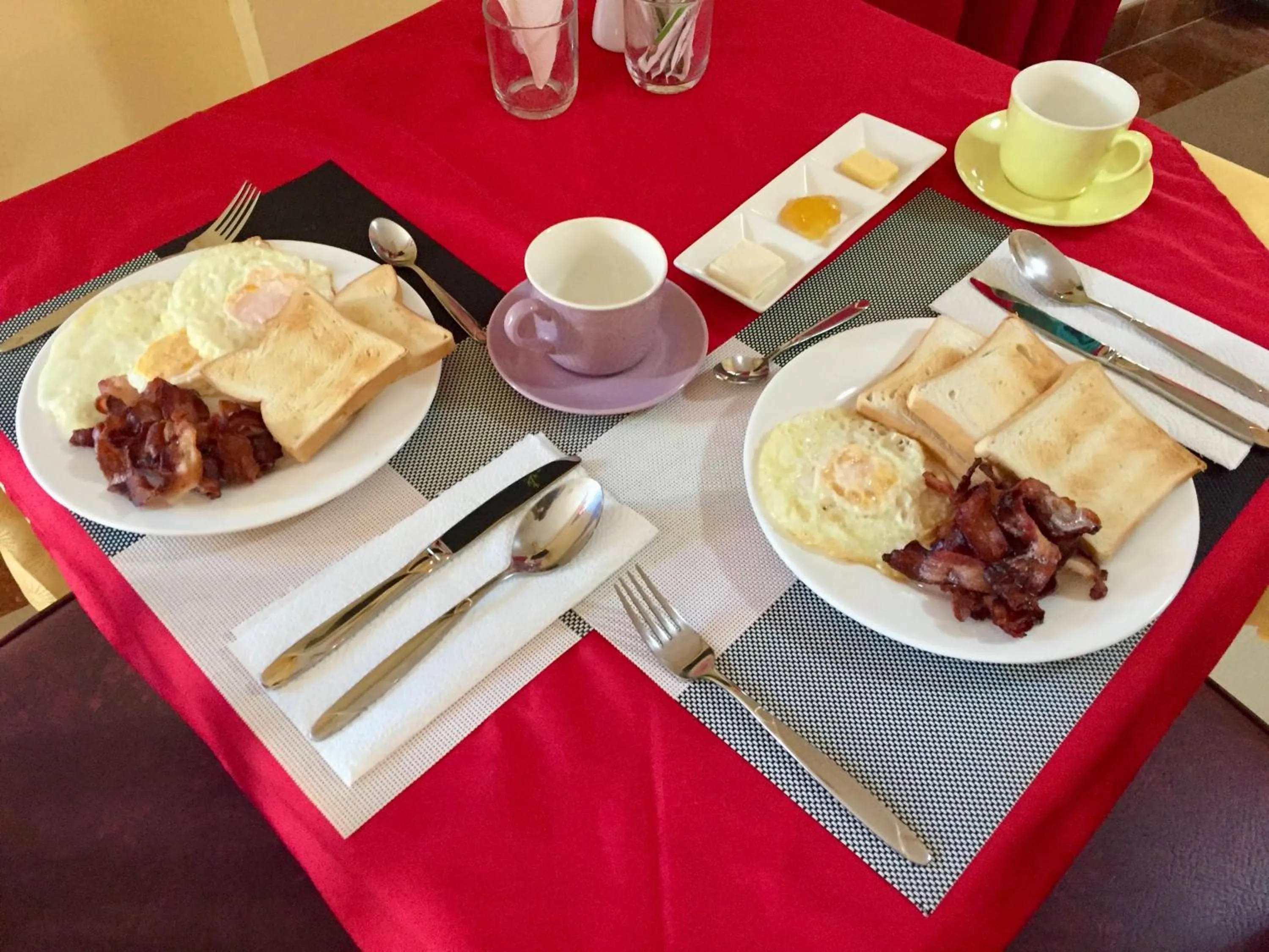 Food and drinks in TGH Guest House Badian