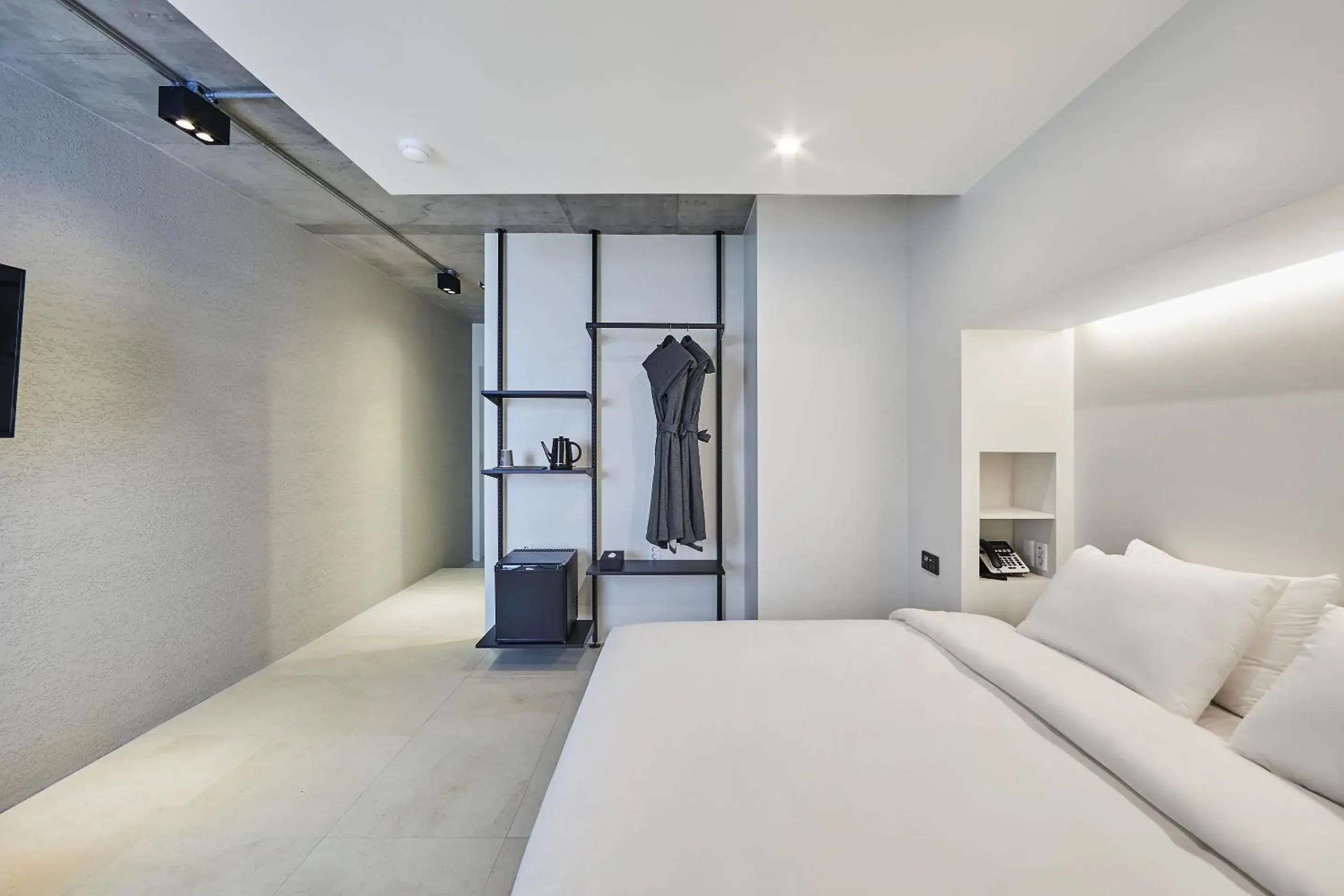 Bed in Hotel Intro Bed in Hotel Intro