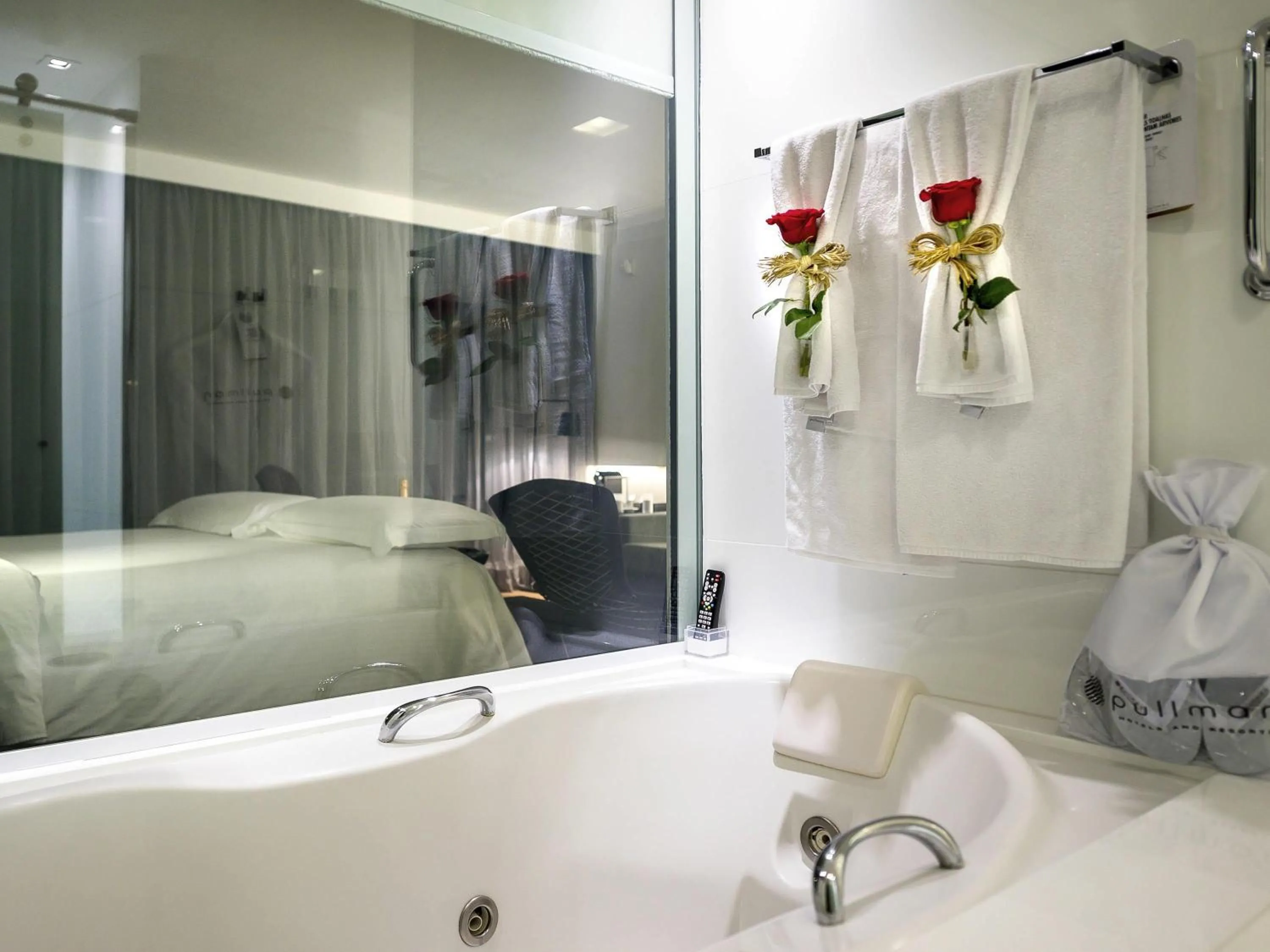 Bedroom, Bed in Pullman Sao Paulo Ibirapuera