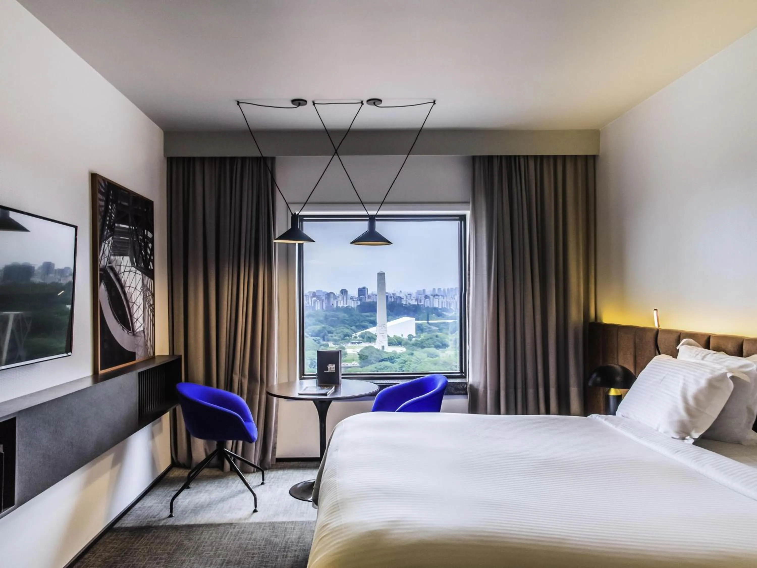 Property building, Bed in Pullman Sao Paulo Ibirapuera