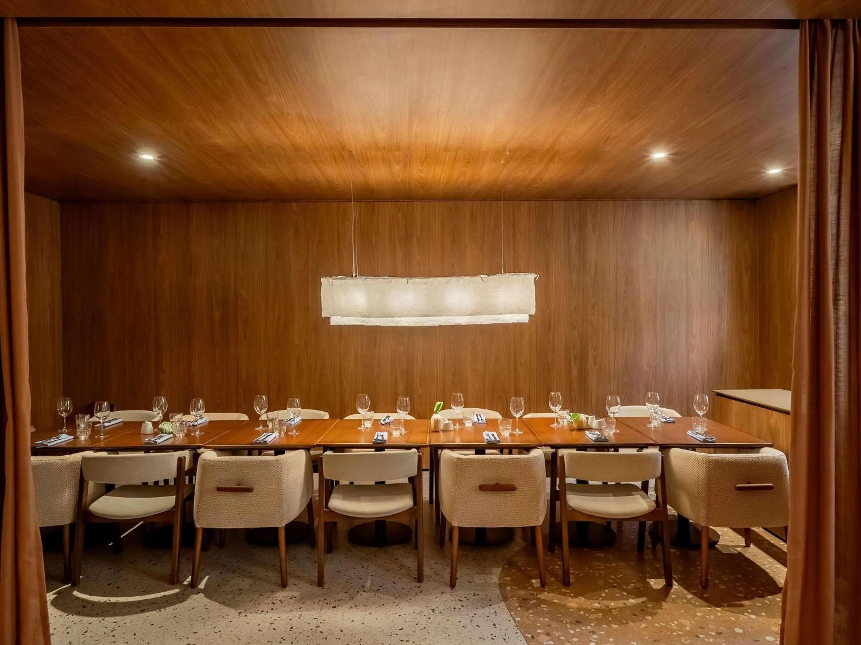 Restaurant/places to eat in Pullman Sao Paulo Ibirapuera