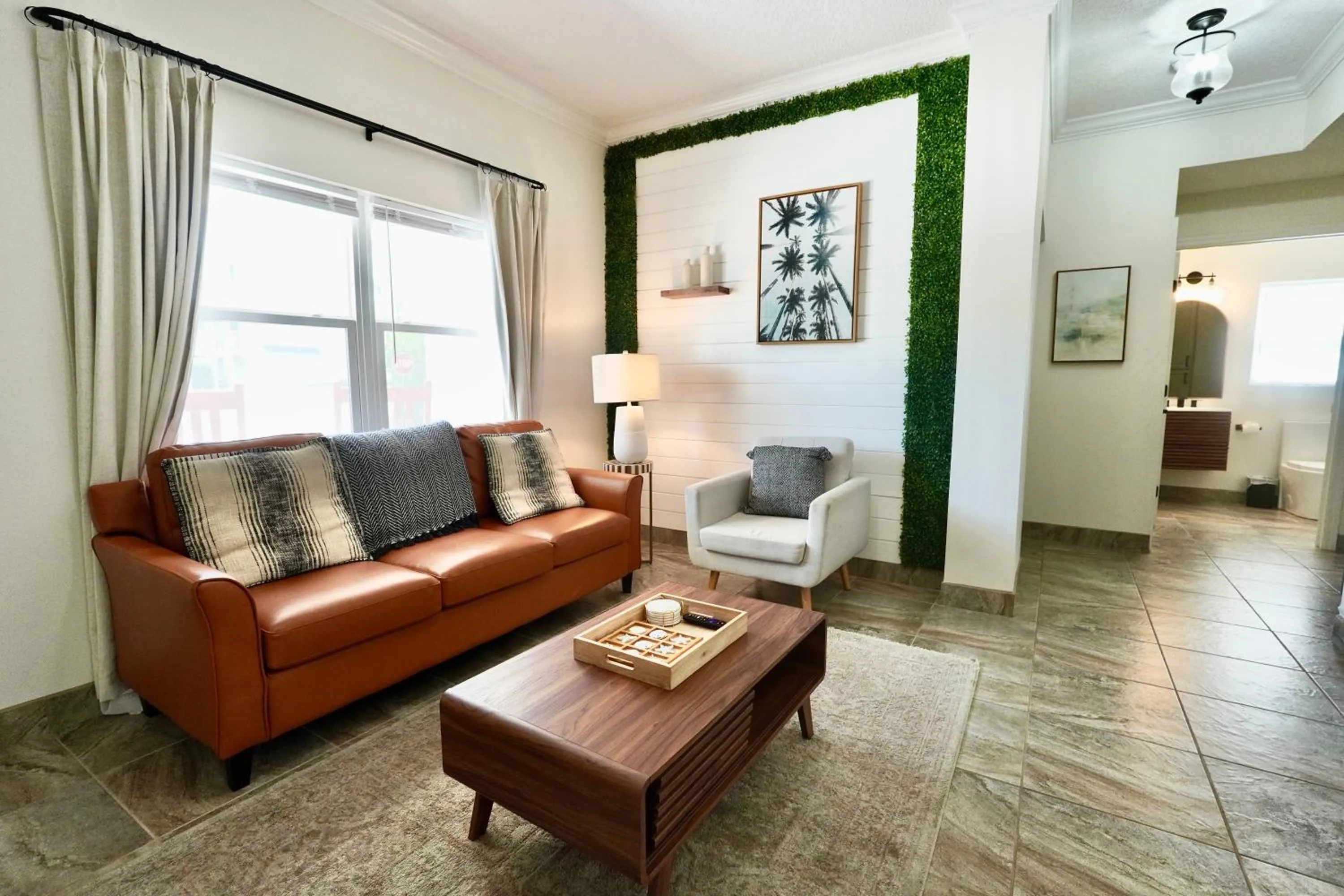Living room in Villa Olivō -2BR Modern Luxury-River & Ocean Access