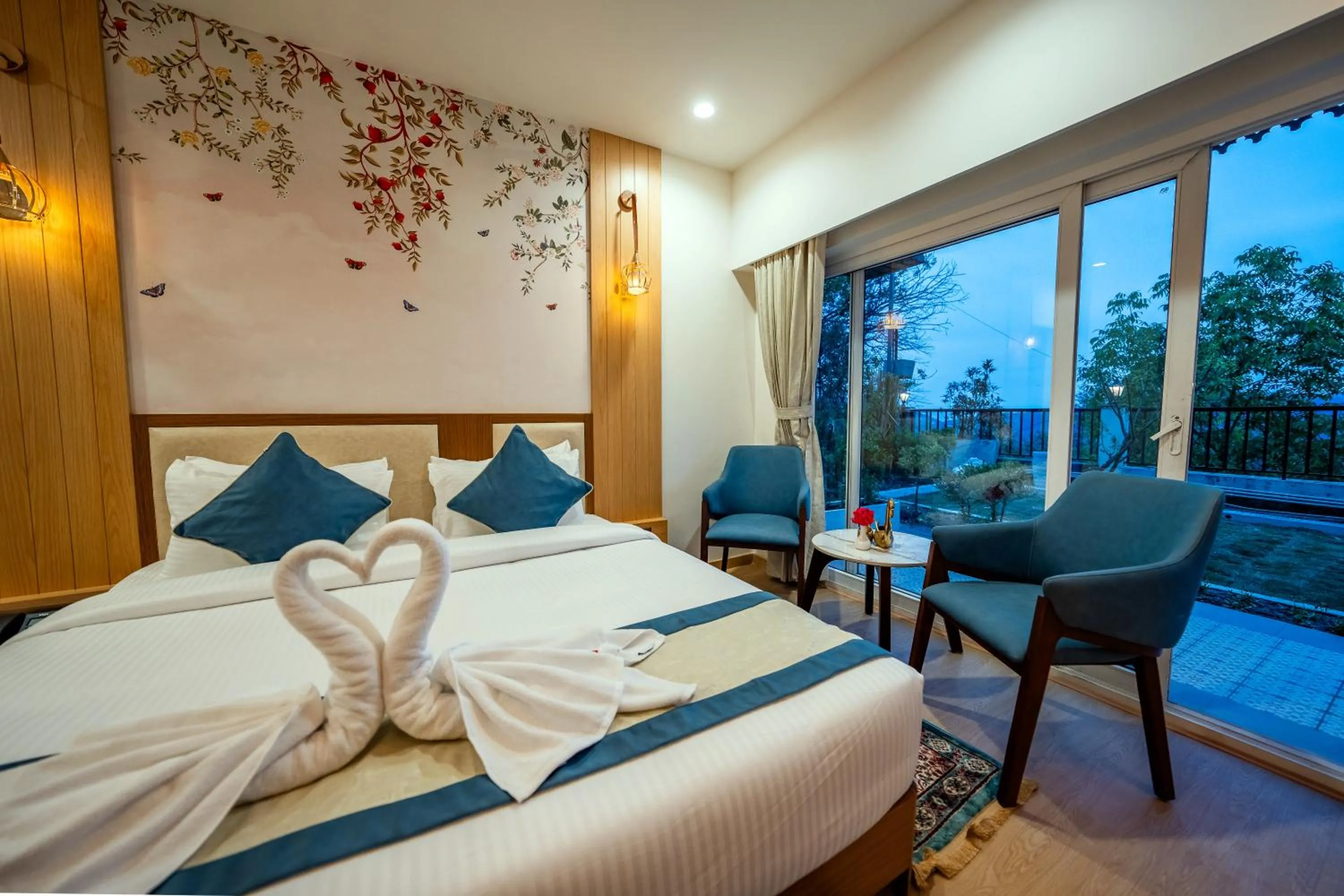 Bed in Arkaya Mukteshwar by SuperGlitz Resorts Pvt Ltd