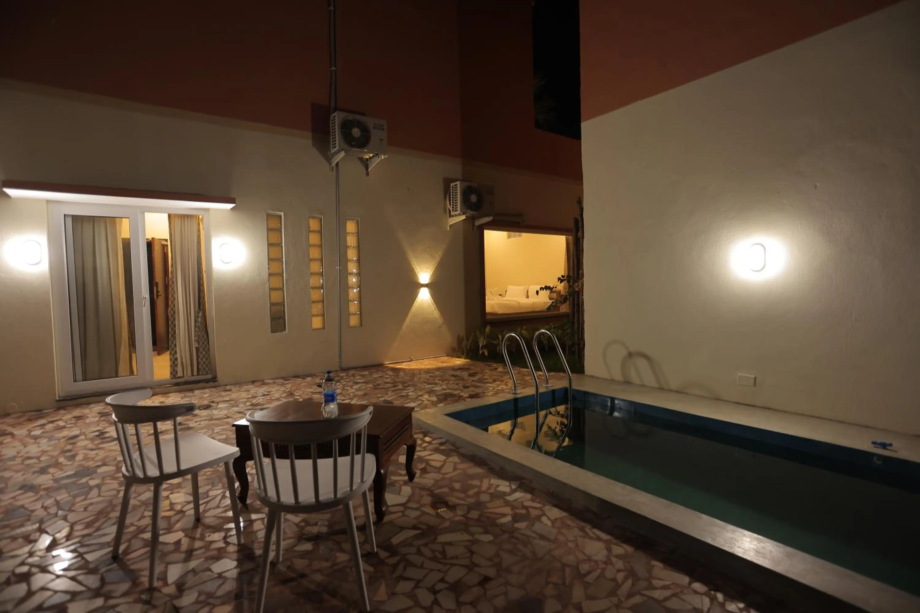 PALM PARADISE Beach Resort