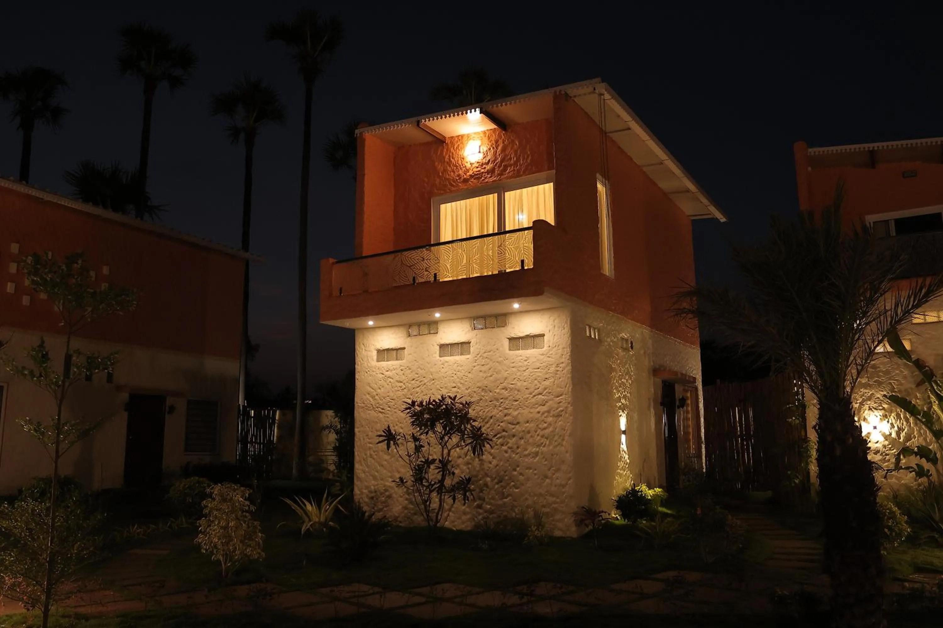 PALM PARADISE Beach Resort