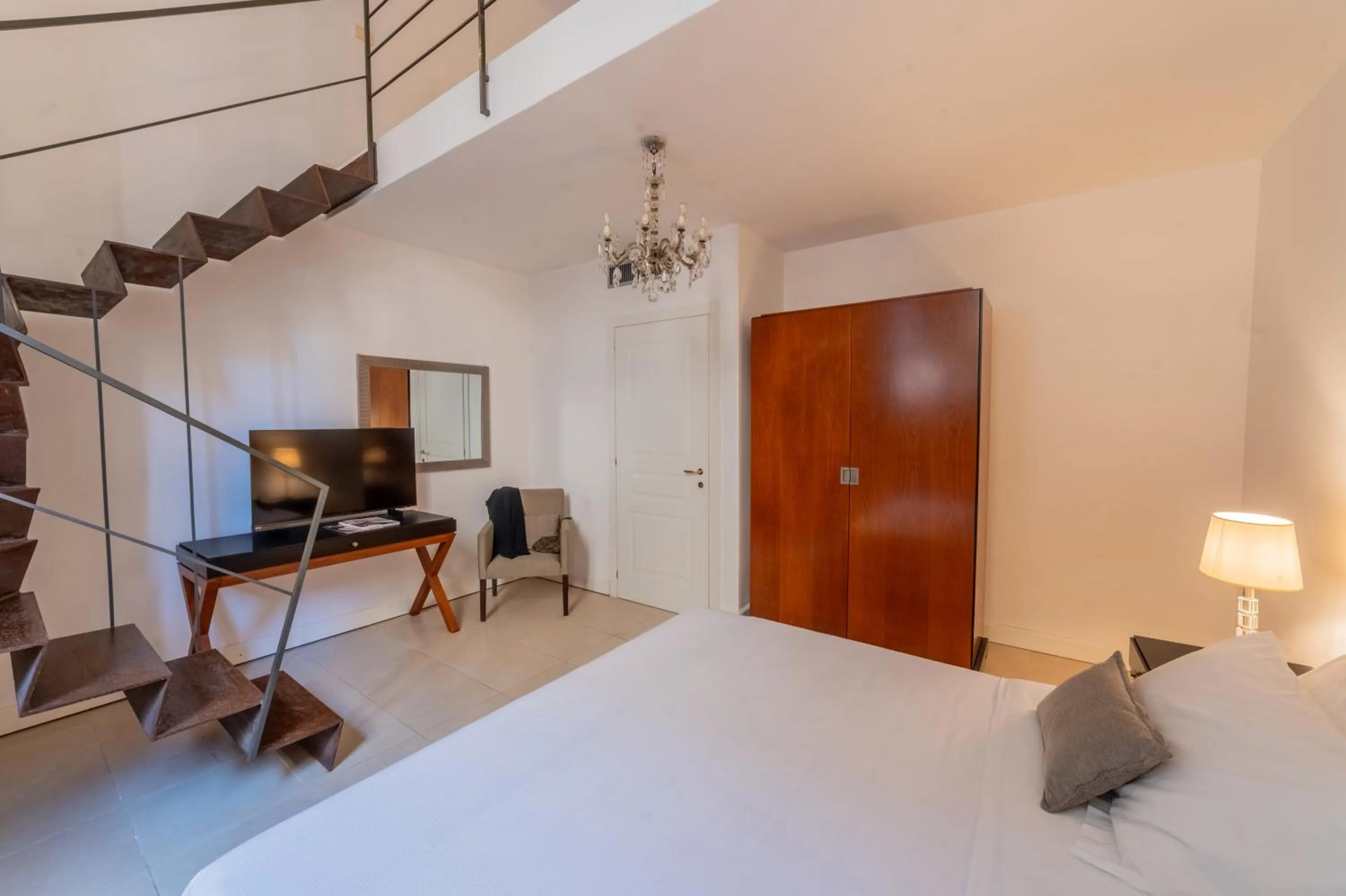 Bed in Hotel Palazzo Cavalieri