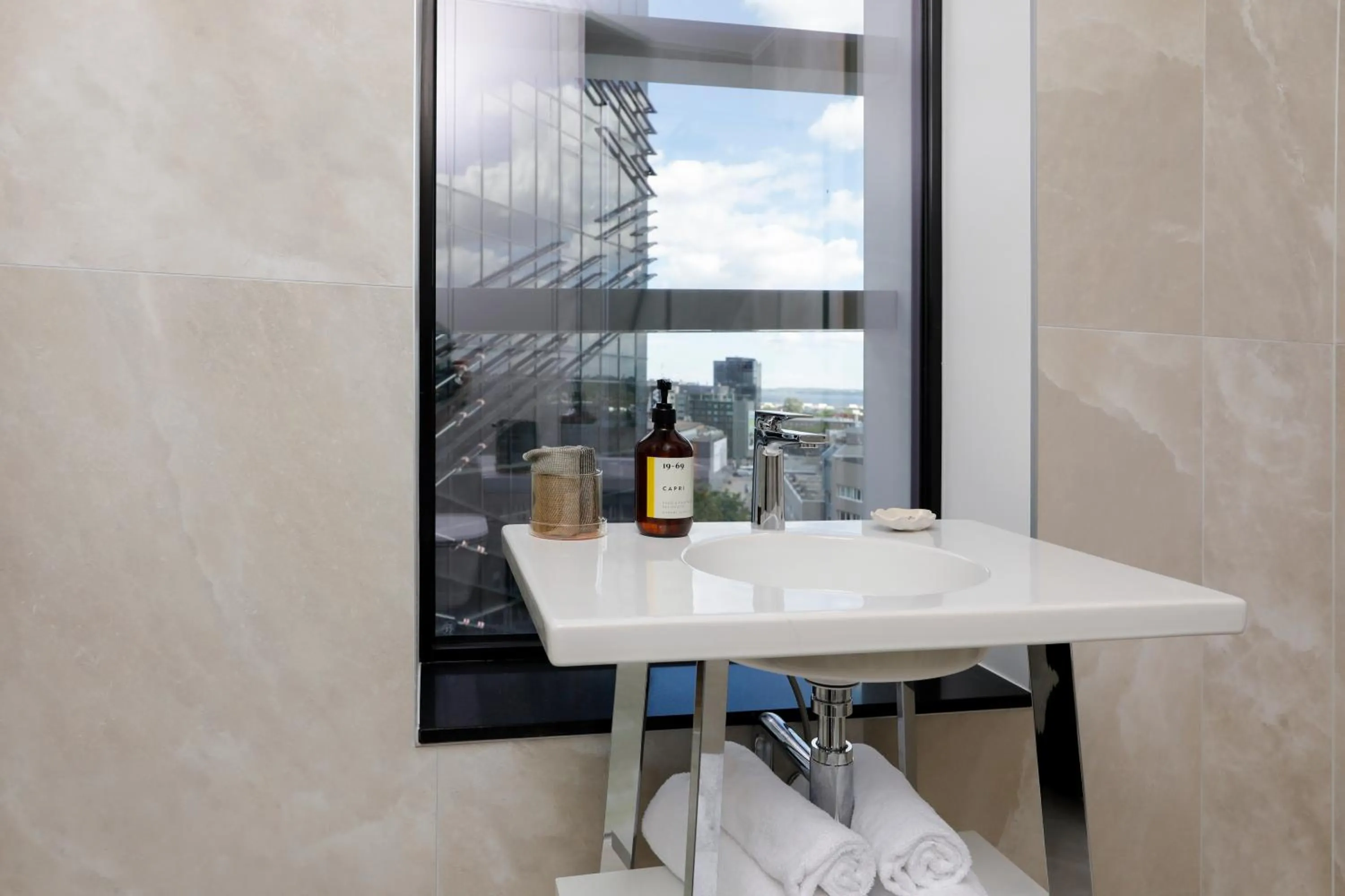 Bathroom in Bob W Tallinn Kesklinn