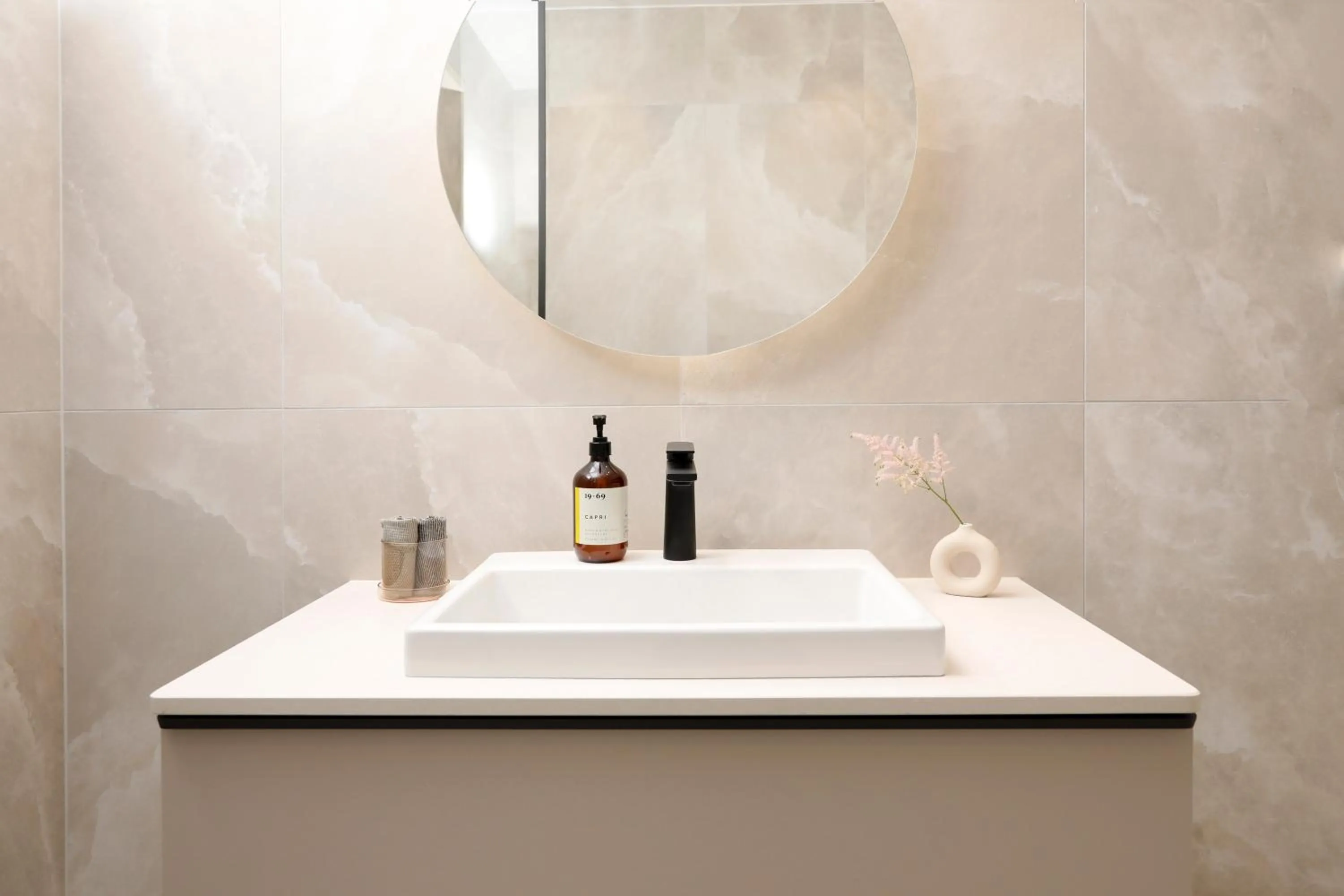 Bathroom in Bob W Tallinn Kesklinn