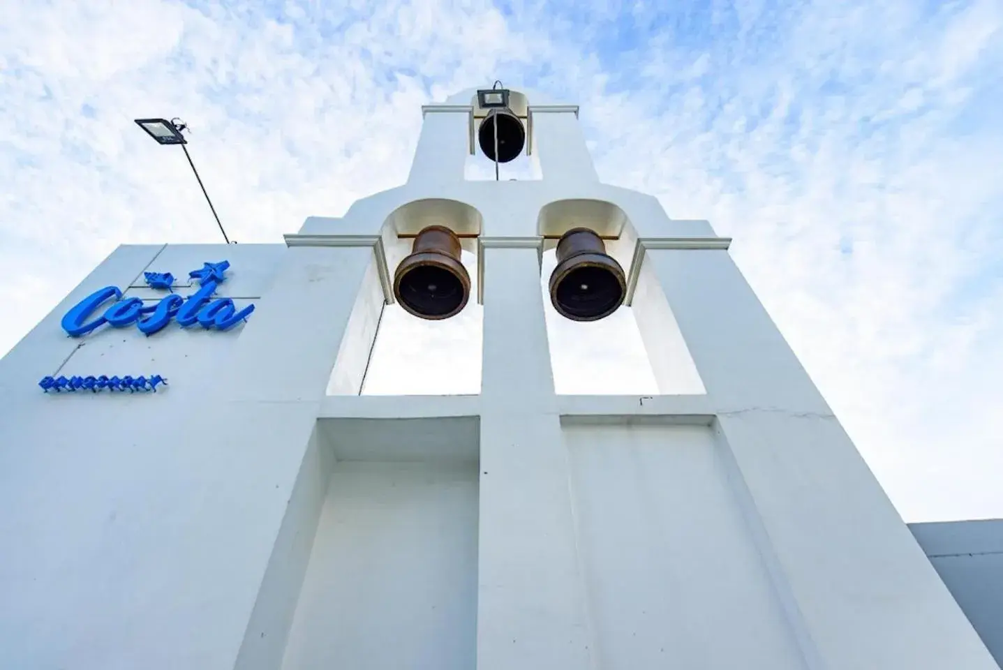 Property building in Costa Village Jacuzzi Bangsaray Property building in Costa Village Jacuzzi Bangsaray