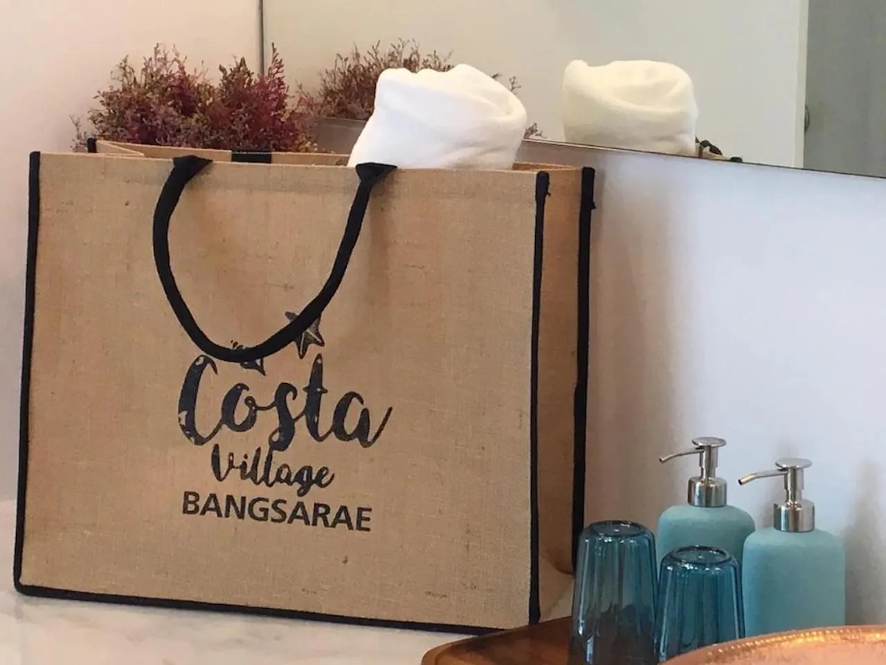 Area and facilities in Costa Village Jacuzzi Bangsaray