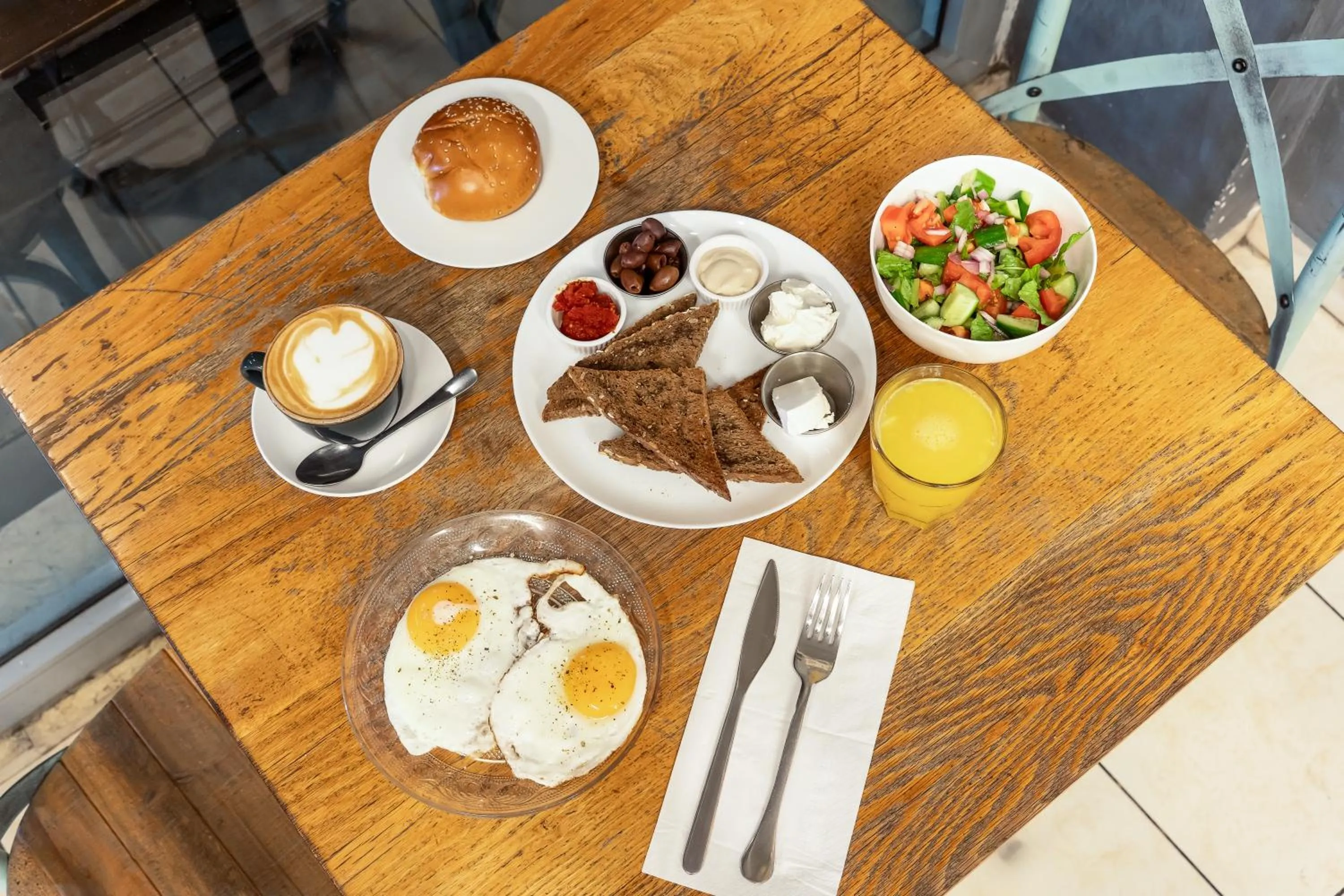 Breakfast in Mulan Hotel TLV