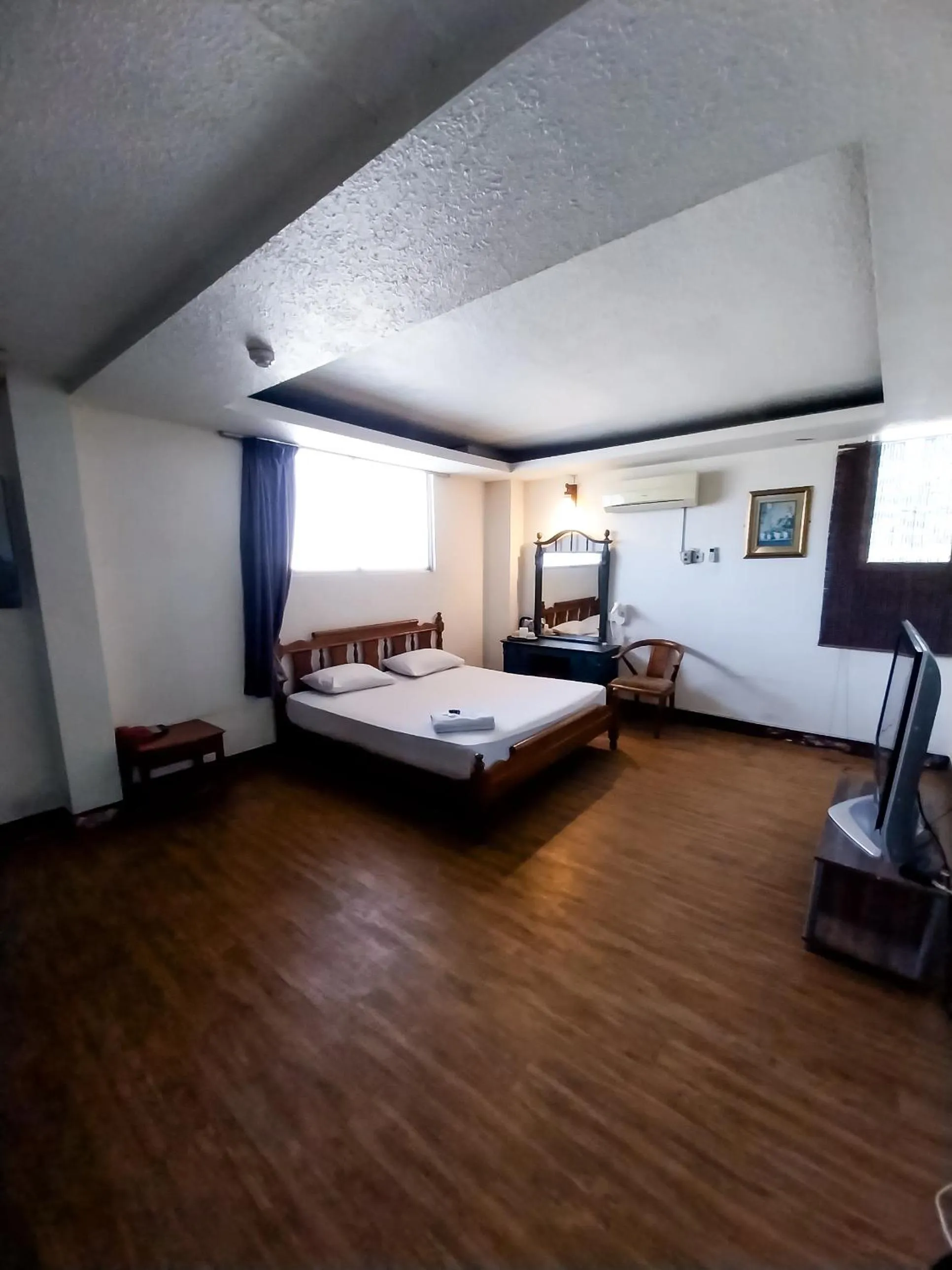 Bed in Hotel Holiday Park