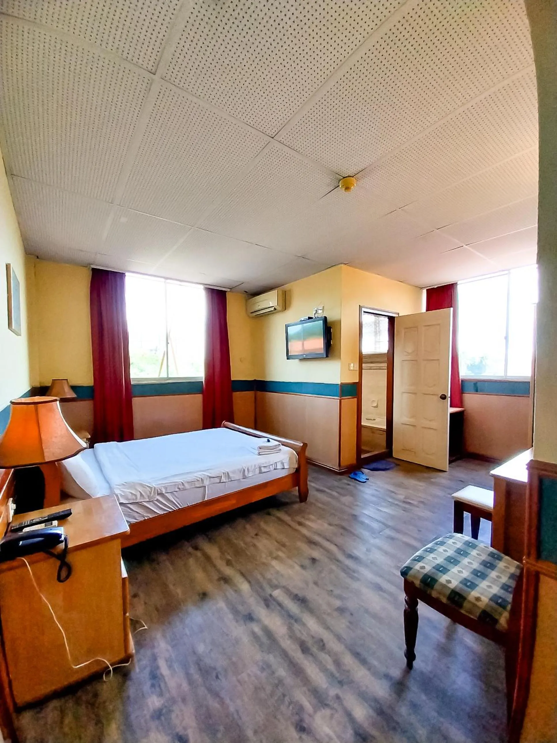 Photo of the whole room, Bed in Hotel Holiday Park
