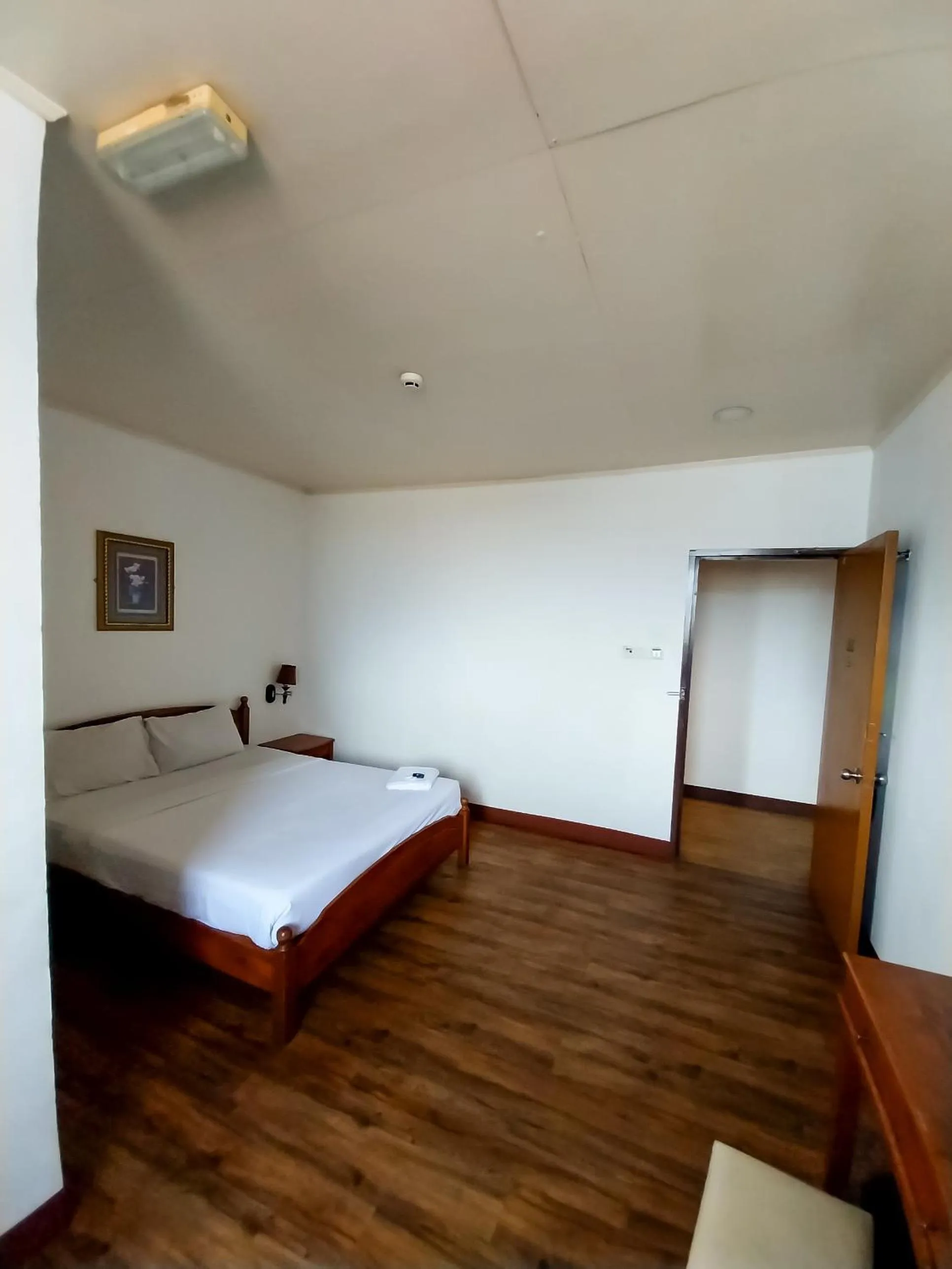 Photo of the whole room, Bed in Hotel Holiday Park