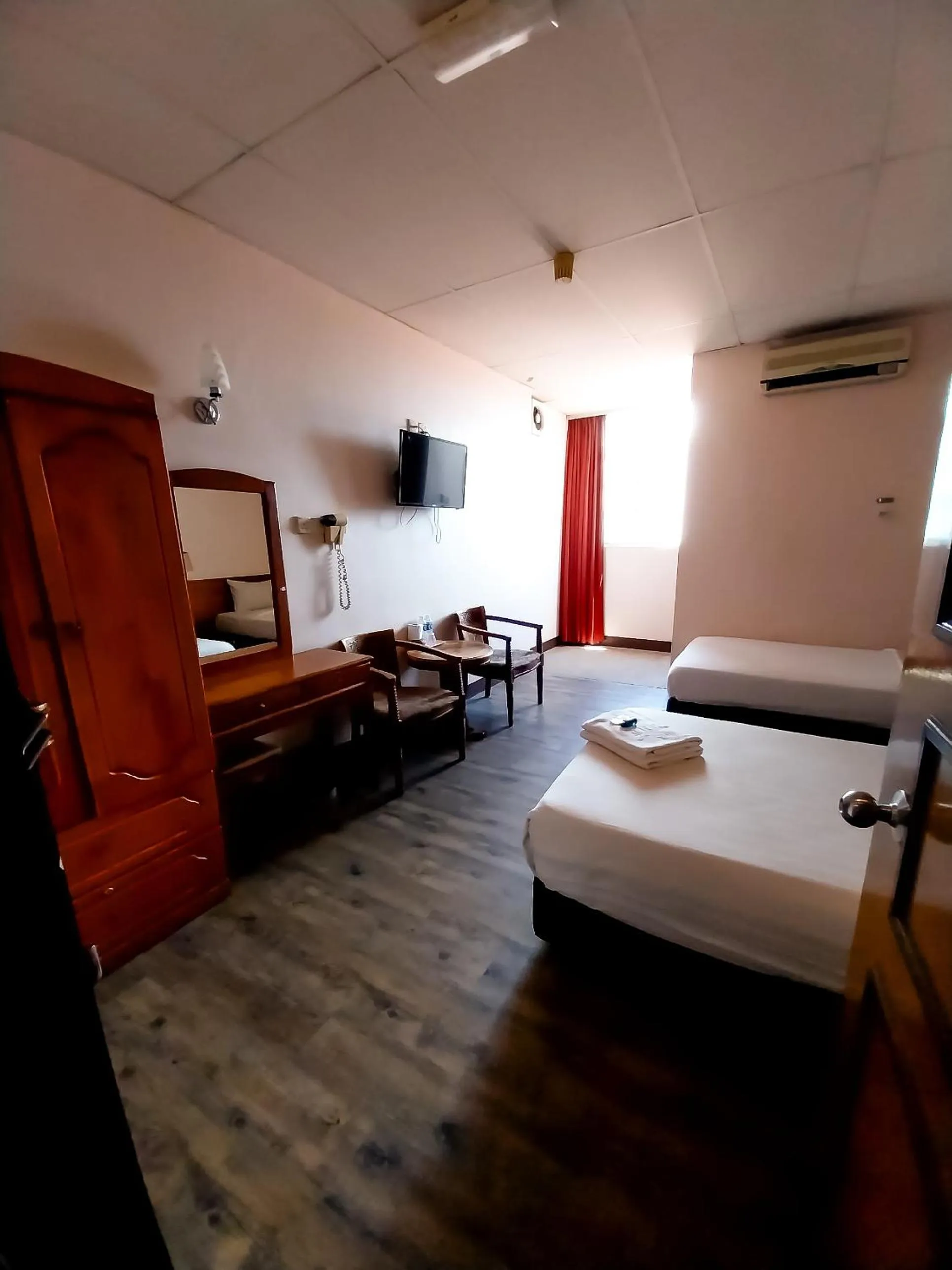 Photo of the whole room, Bed in Hotel Holiday Park