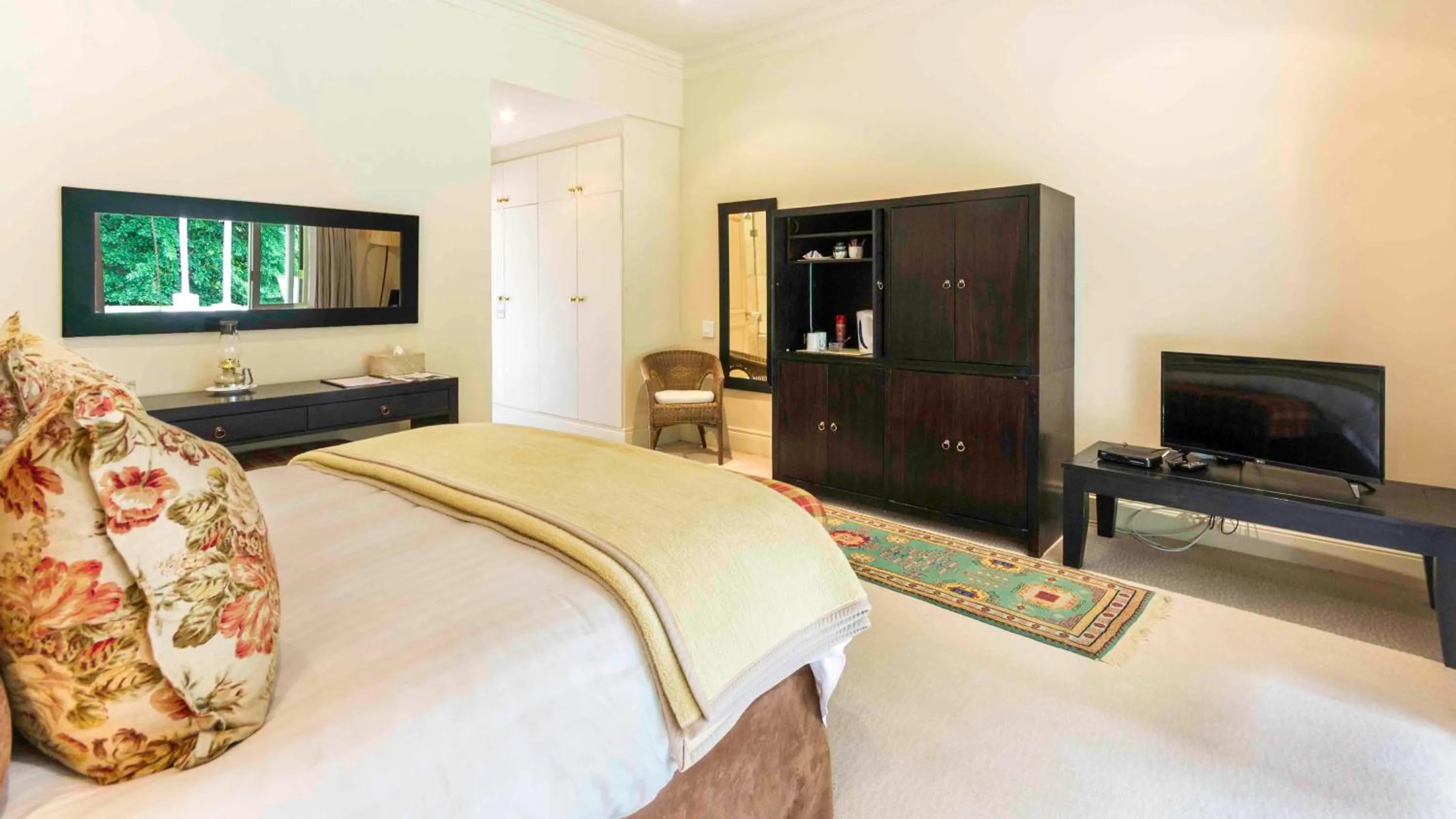 Bed in Arum Hill Lodge