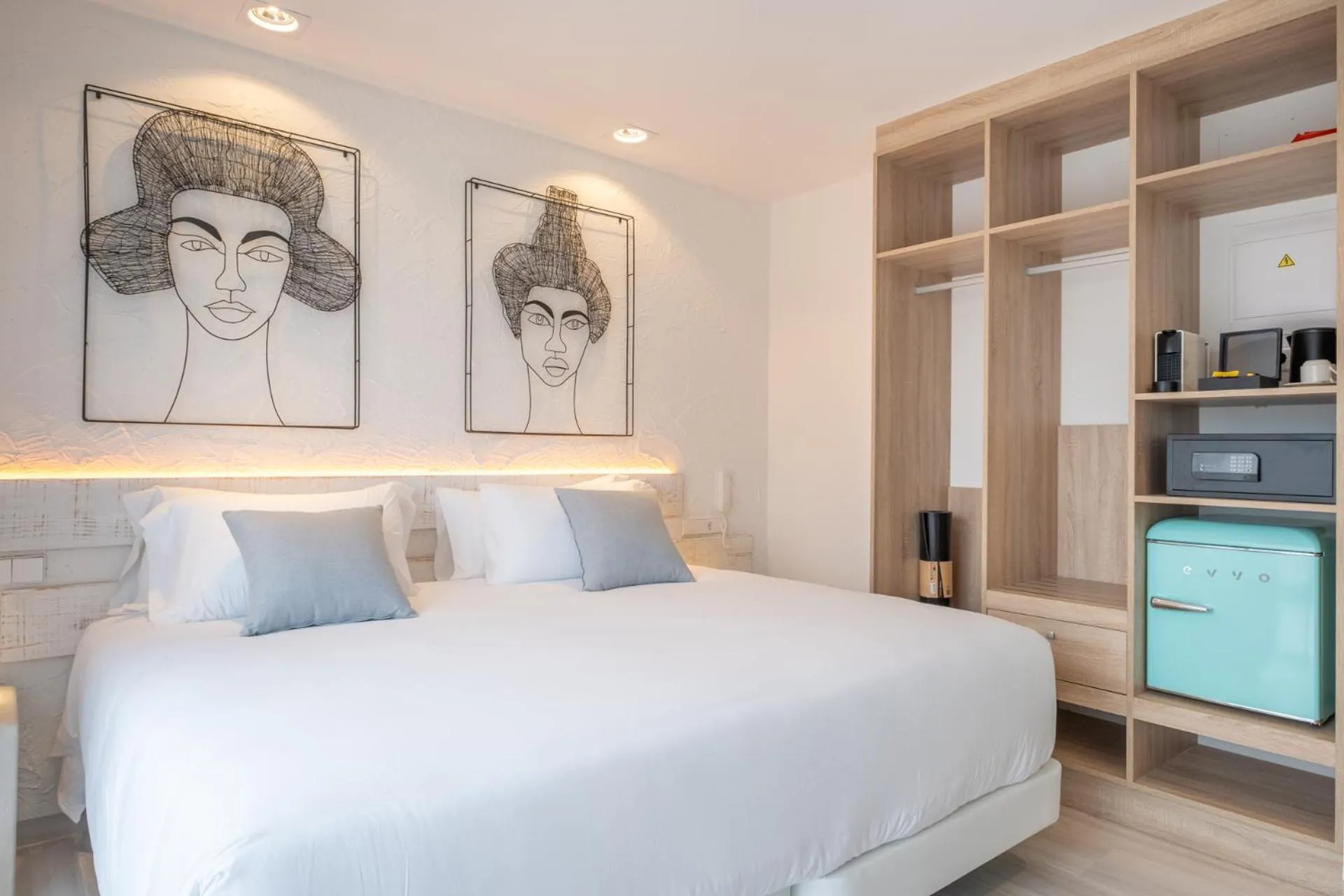 Bed in Hotel Cetina Cabo de Palos Puerto