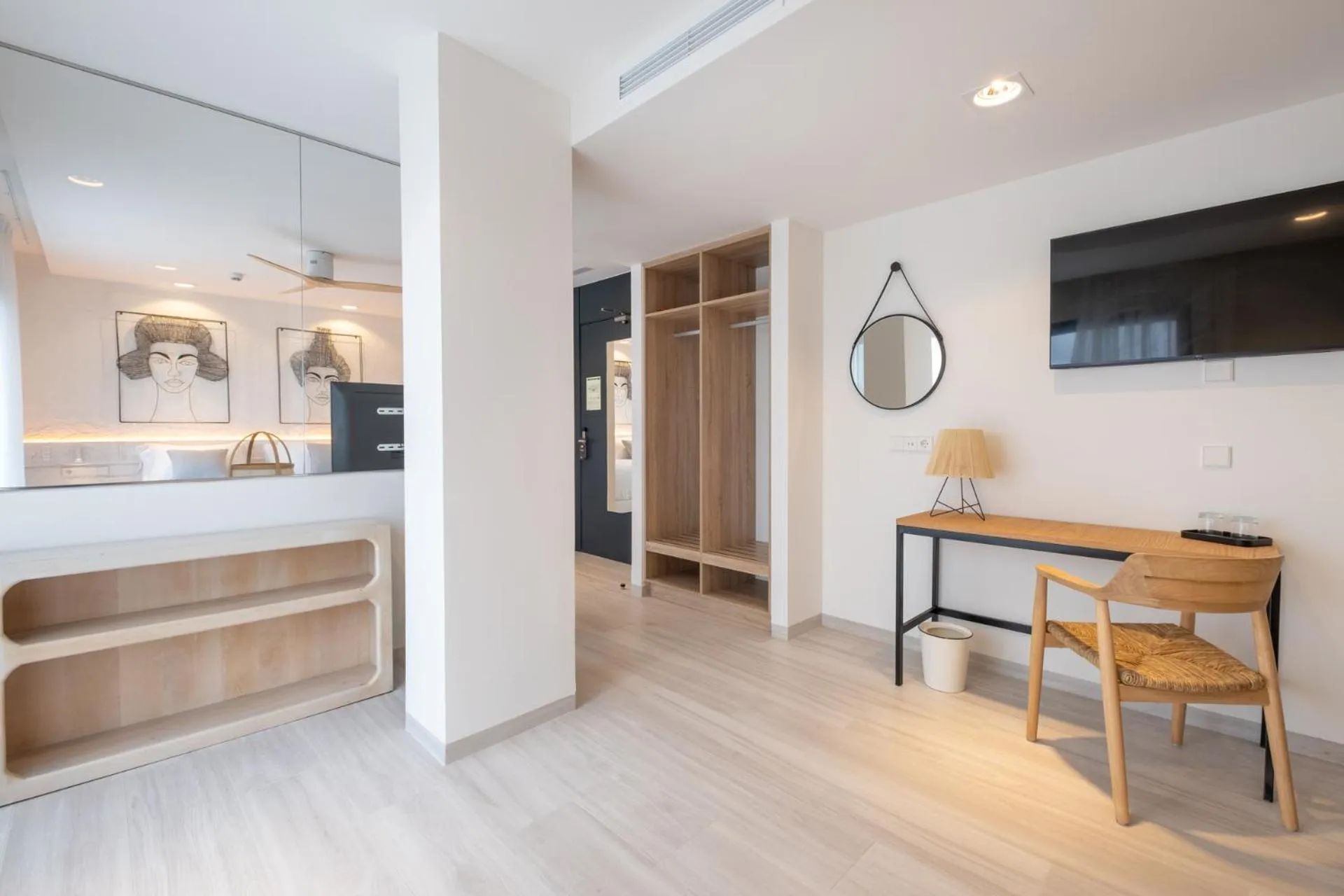 Photo of the whole room in Hotel Cetina Cabo de Palos Puerto